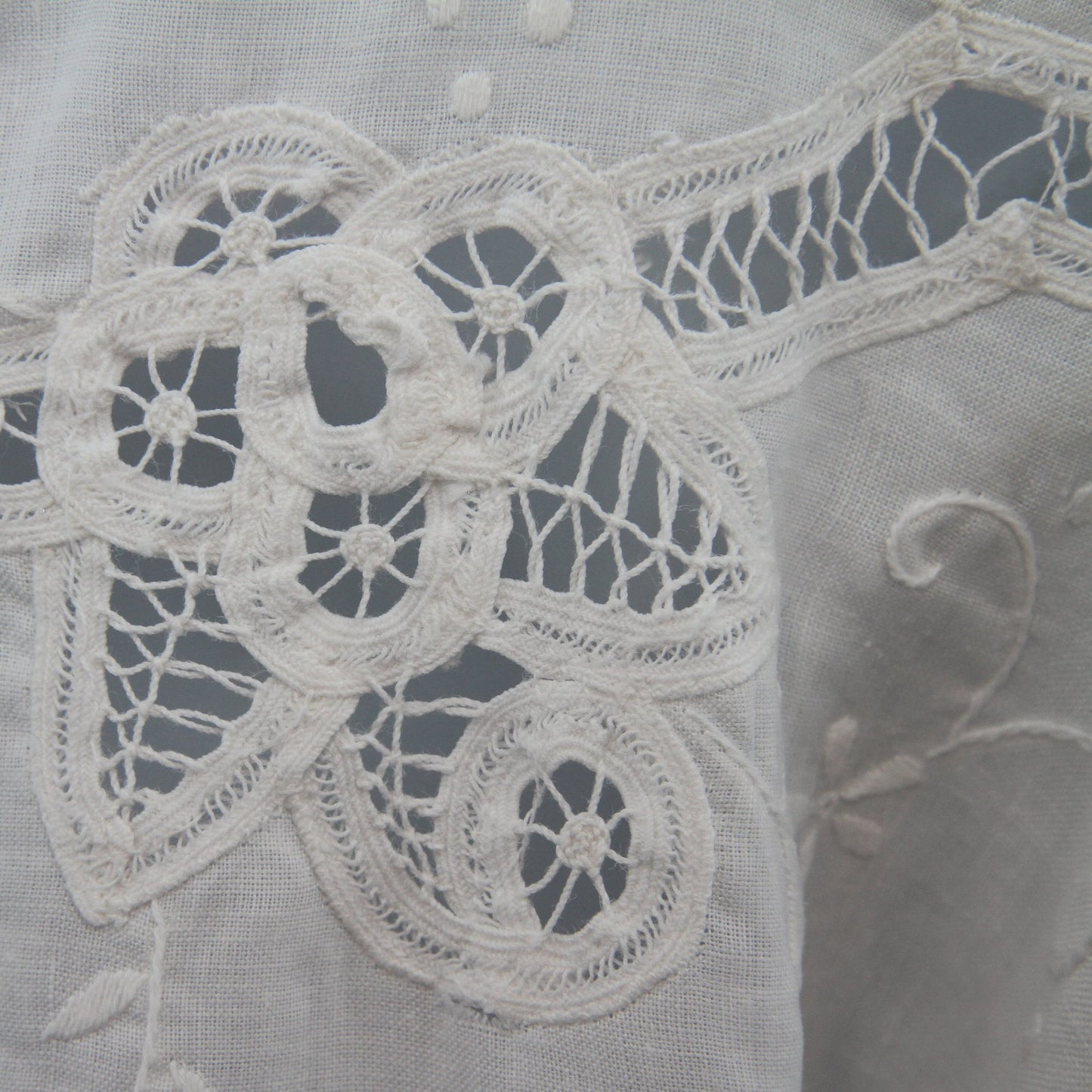 White Linen Womens Pant Suite, Matching Separates, Battenberg Lace