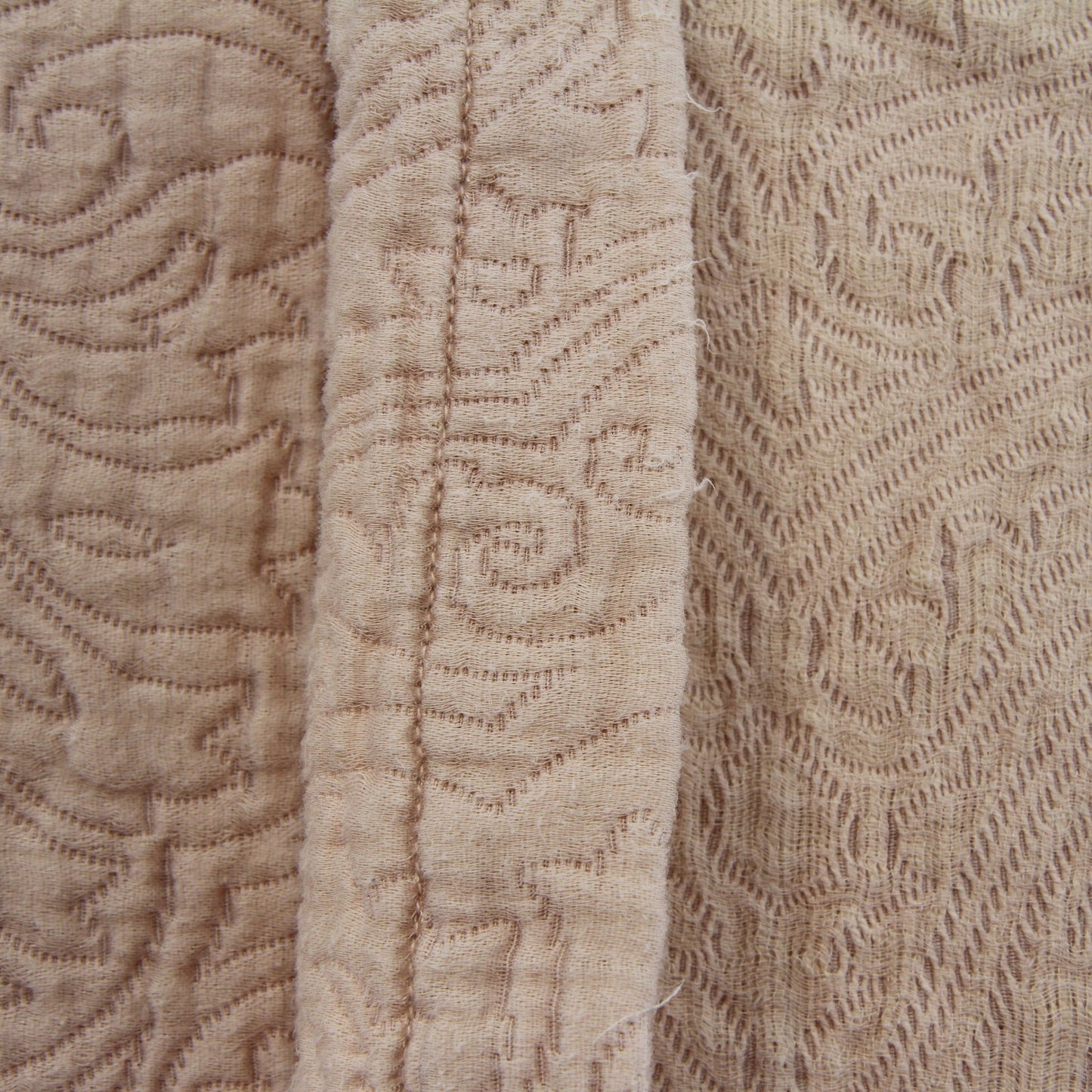 Pottery Barn Blush Pink Quilted Bedspread Pakistan 108 X 98 King