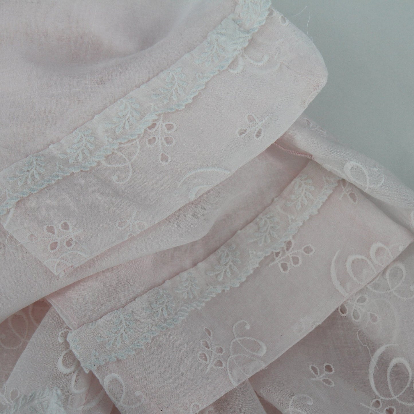 Vintage 1940s-50s Pink Organdy Embroidered Dress Lace Trim Hand Sewn Hem