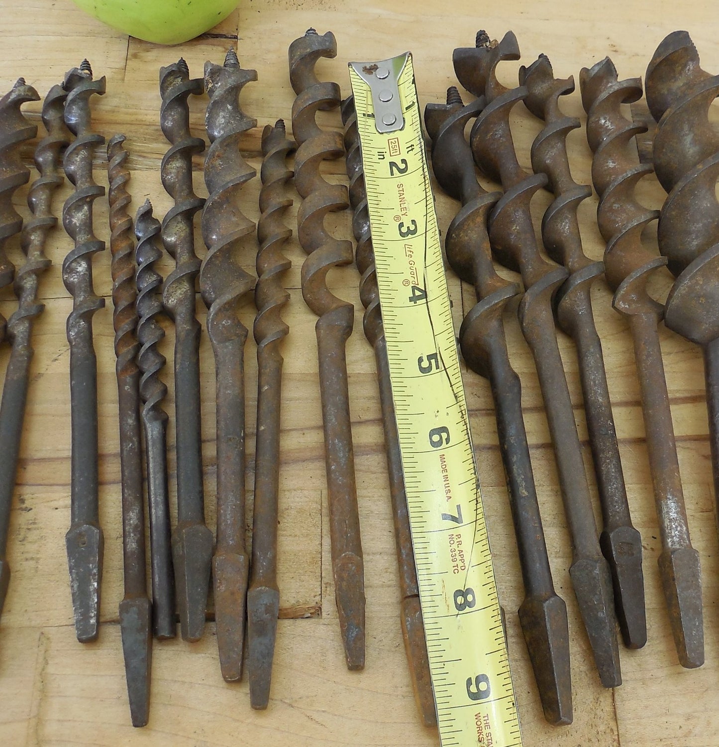 Mixed Maker 32 Lot Vtg. Auger Drill Bits Hole Saw Irwin Adjustable No. 22 MF 838