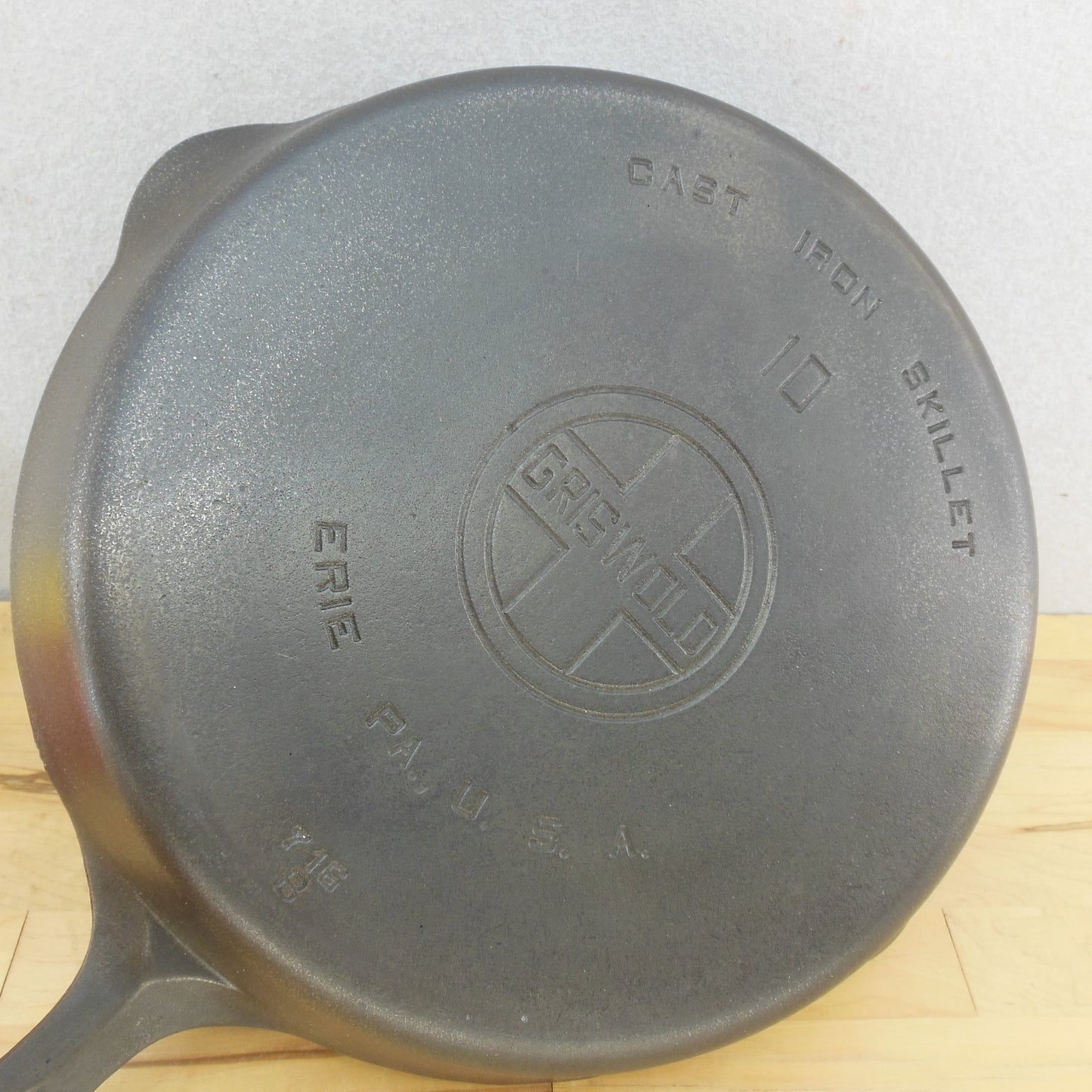 Griswold Cast Iron No. 10 Skillet 716 B Smooth Bottom Lg. Block Logo Vintage