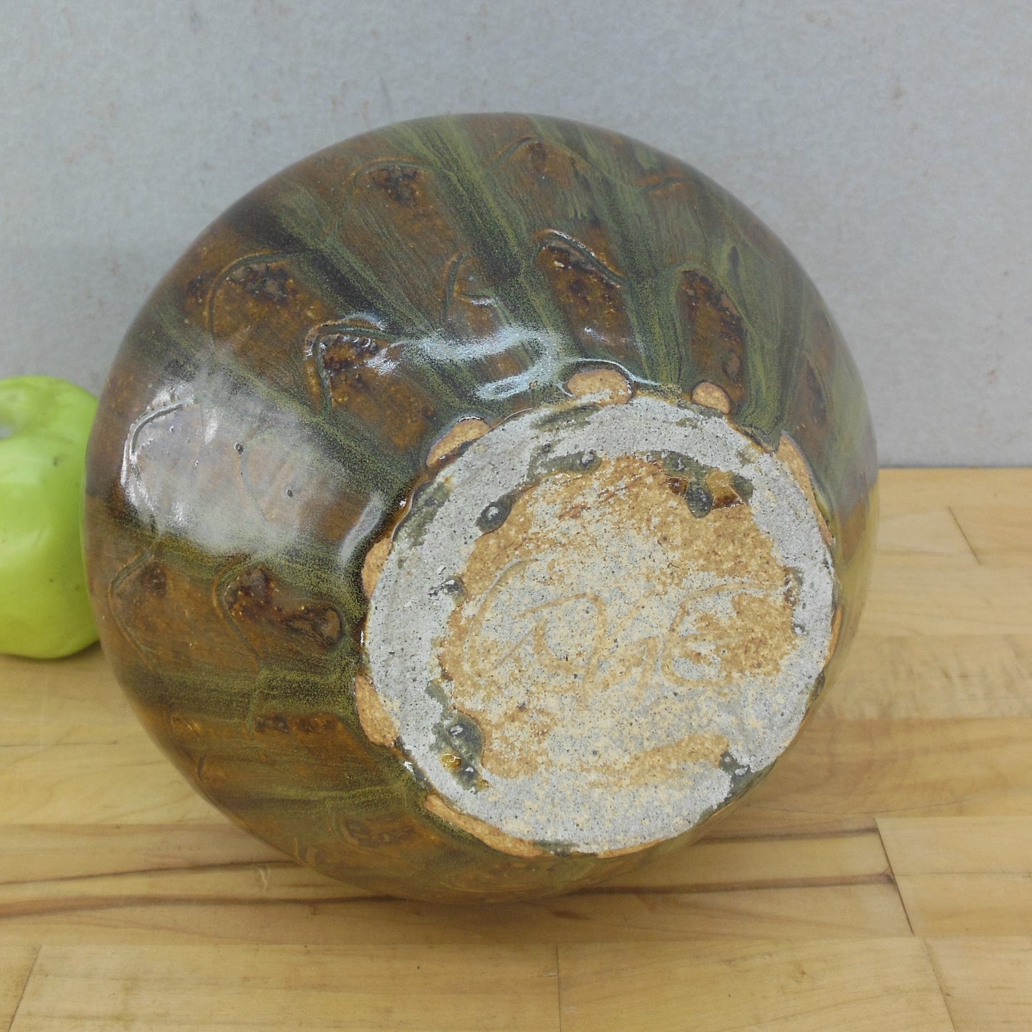 Kim Ellington Catawba Valley NC Stoneware Pottery Vase 9" Signed Incised