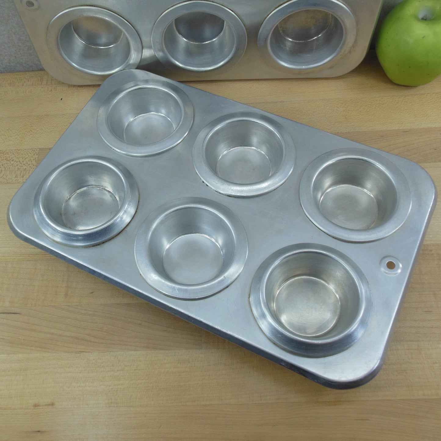 REMA USA Pair Insulated AirBake Aluminum 6 Hole Muffin Cupcake Pans used