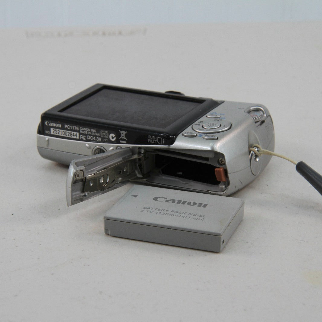 Canon PowerShot SD 700 IS Digitial ELPH for PARTS