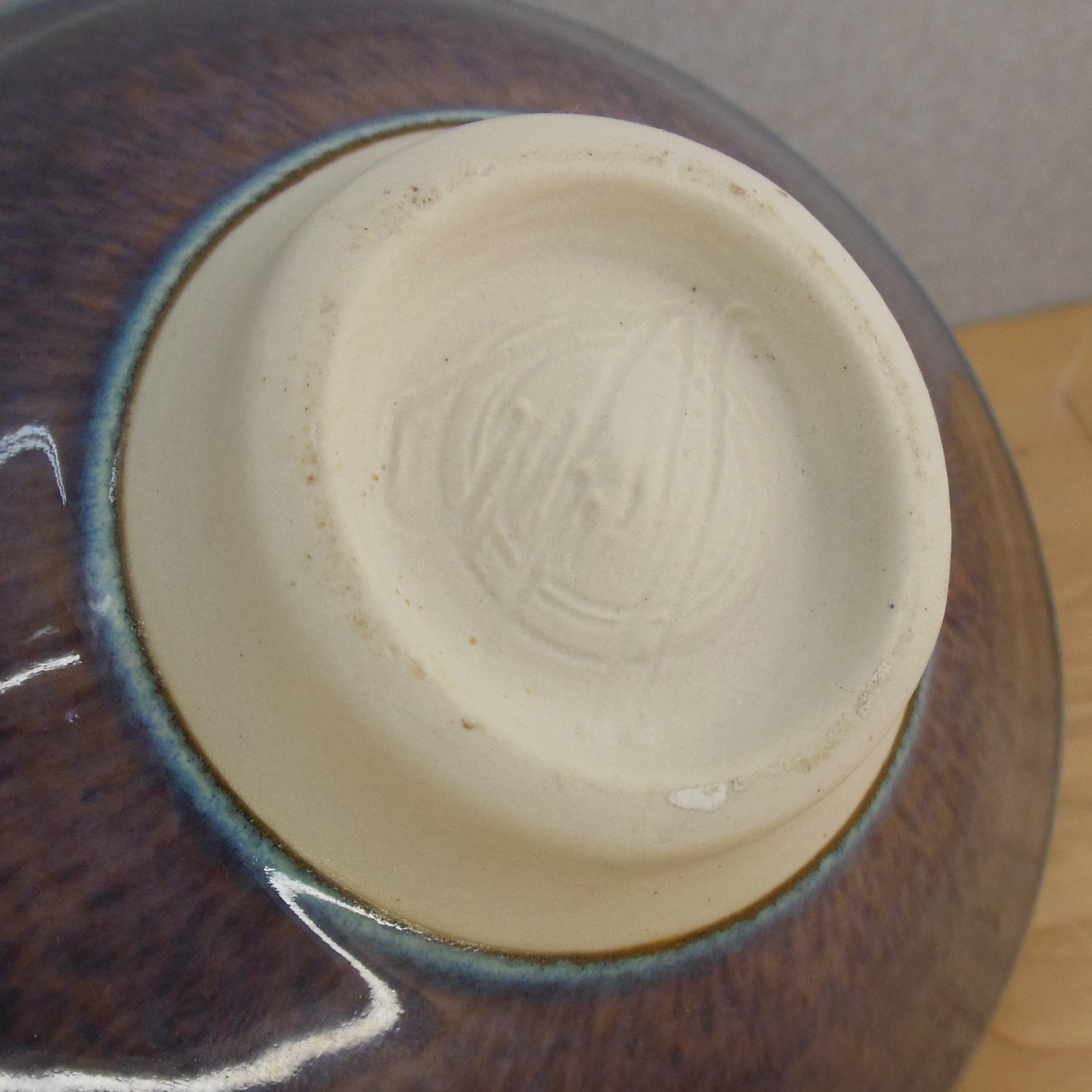Bill Campbell Pottery Signed 7.75" Drip Glaze Bowl Tri-Point Lotus Maker Mark