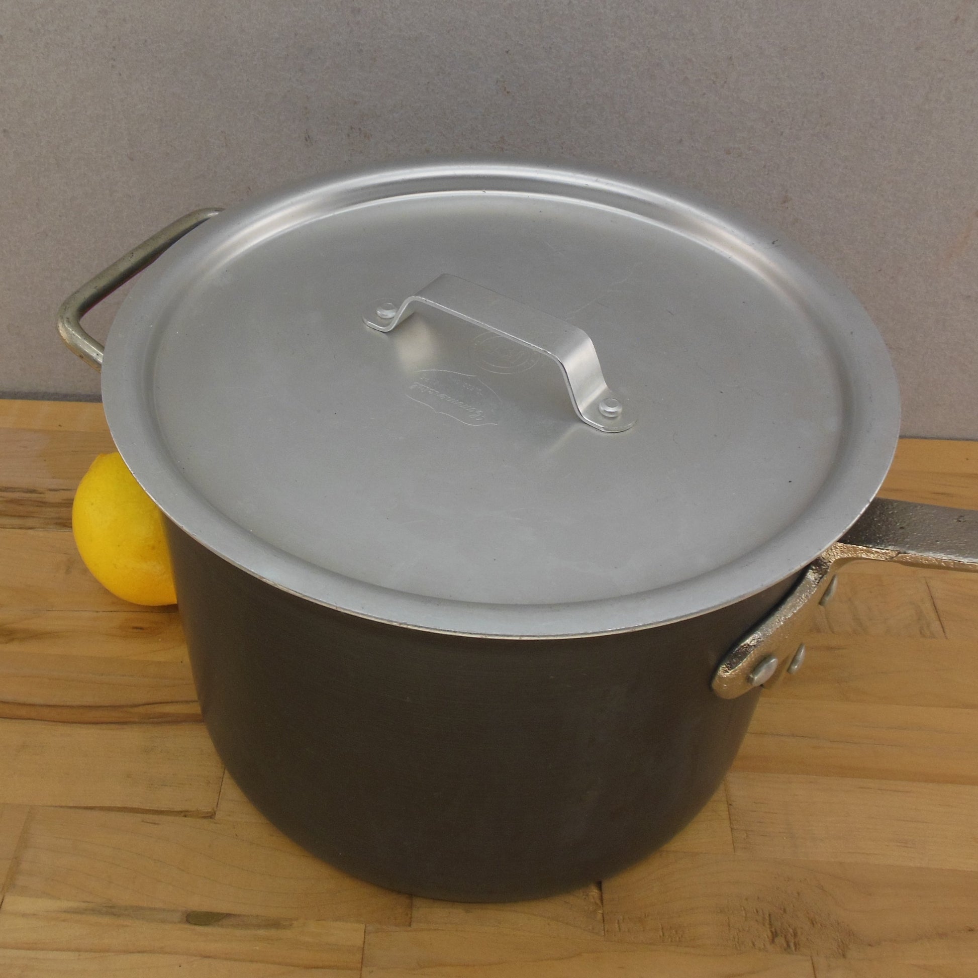 Commercial Cookware Toledo USA (Calphalon) Aluminum 8.5 Quart Saucepan NSF 311C Lid Cover