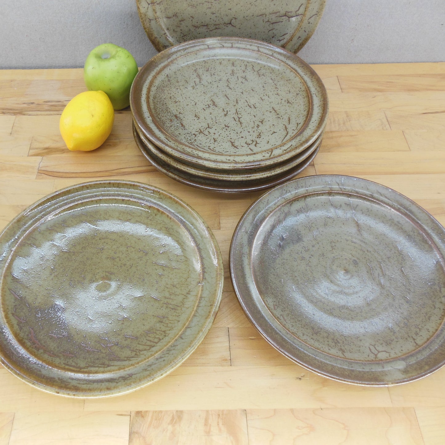The Friars Aylesford Pottery England 6 Set Dinner Plates 9.75" Vintage