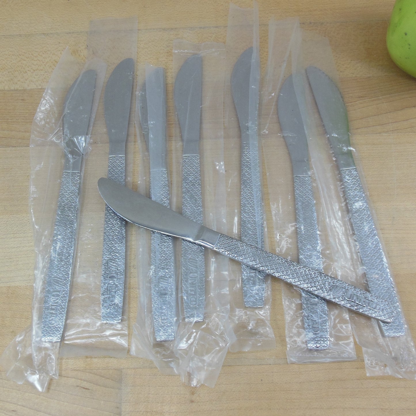 United Airlines ABCO Stainless Dinner Flight Knives Flatware NIP - 8 Set NOS