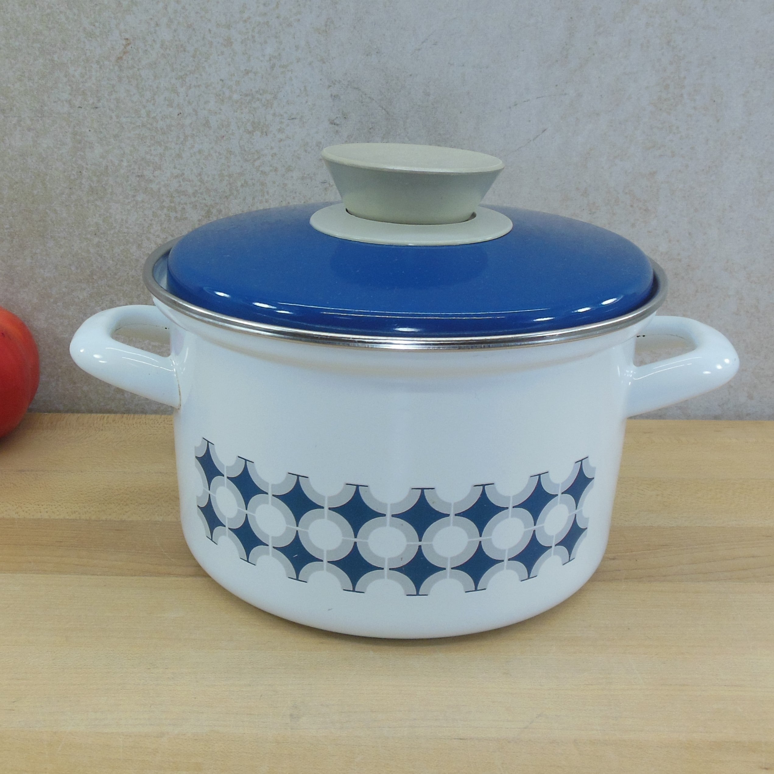 Shake White and Turquoise Enamelware Pot with a Glass Lid