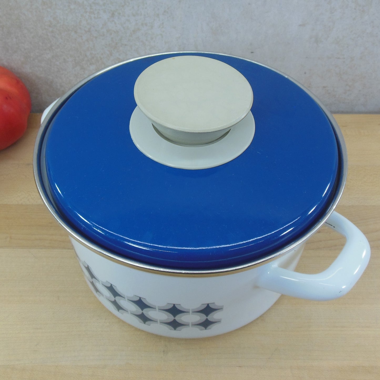 Unbranded MCM Geometric Blue White Enamelware 2 Quart Pot Lid Asta vintage