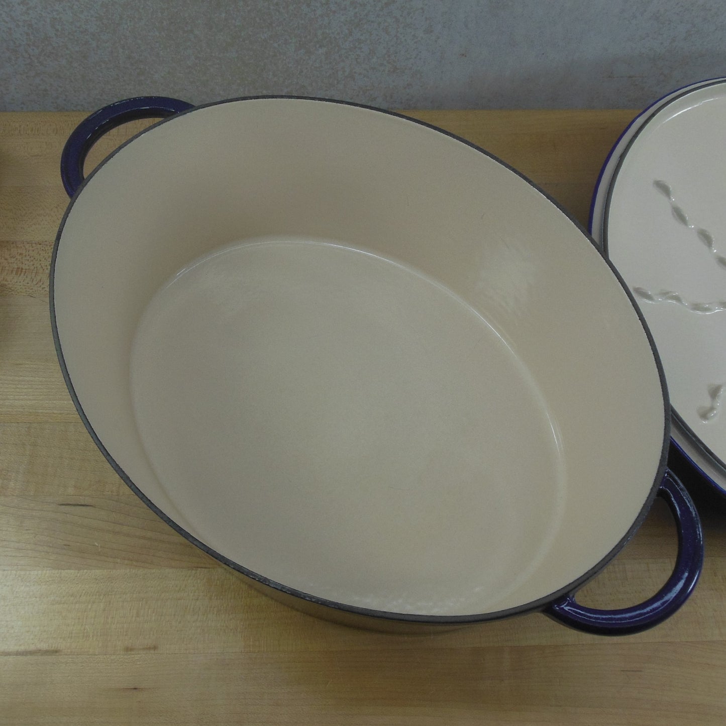 Unbranded France Nomar Staub Oval Roaster Pot Metallic Blue Cast Iron 31 Tan
