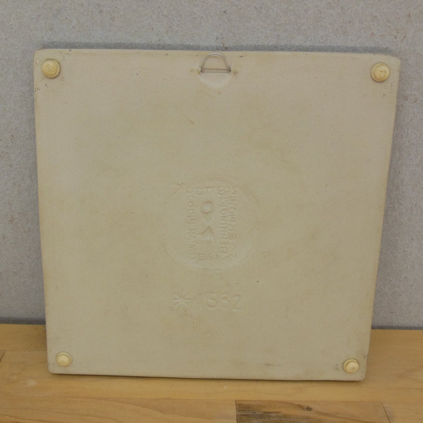 Bennington Potters Vermont Yellow Sun Face Tile Trivet Wall Art 1532 8" Square