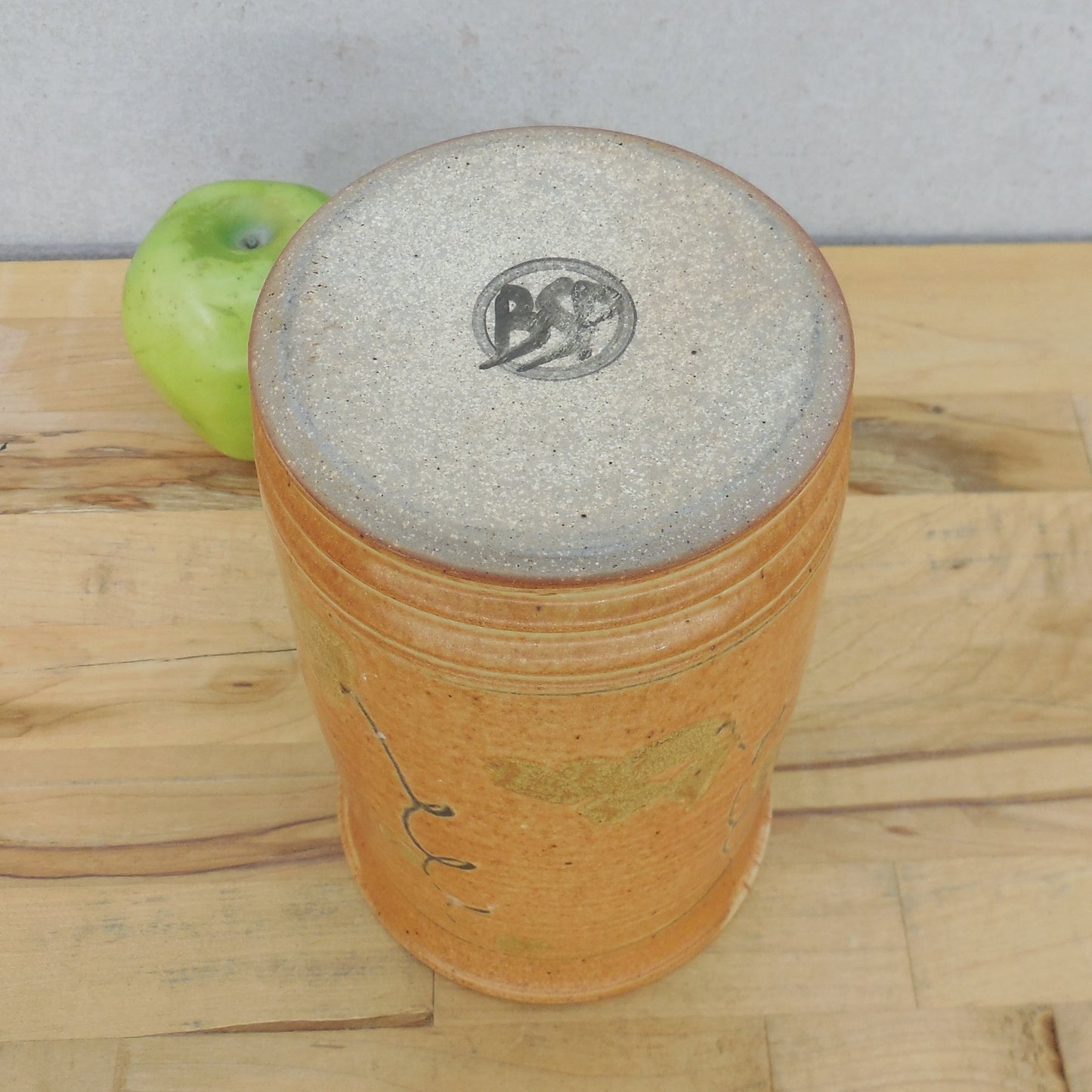 BSP Barking Spider Pottery NC Earthtone Tan Utensil Holder Vase Stoneware