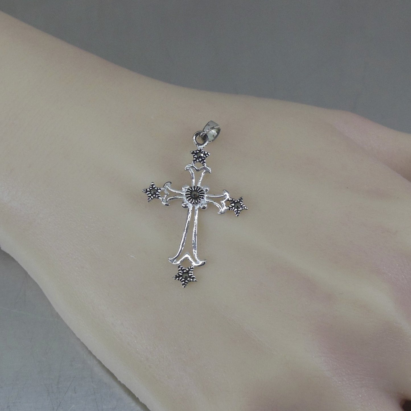Sterling Silver Marcasite Crucifix Cross Pendant Thailand 1.25"