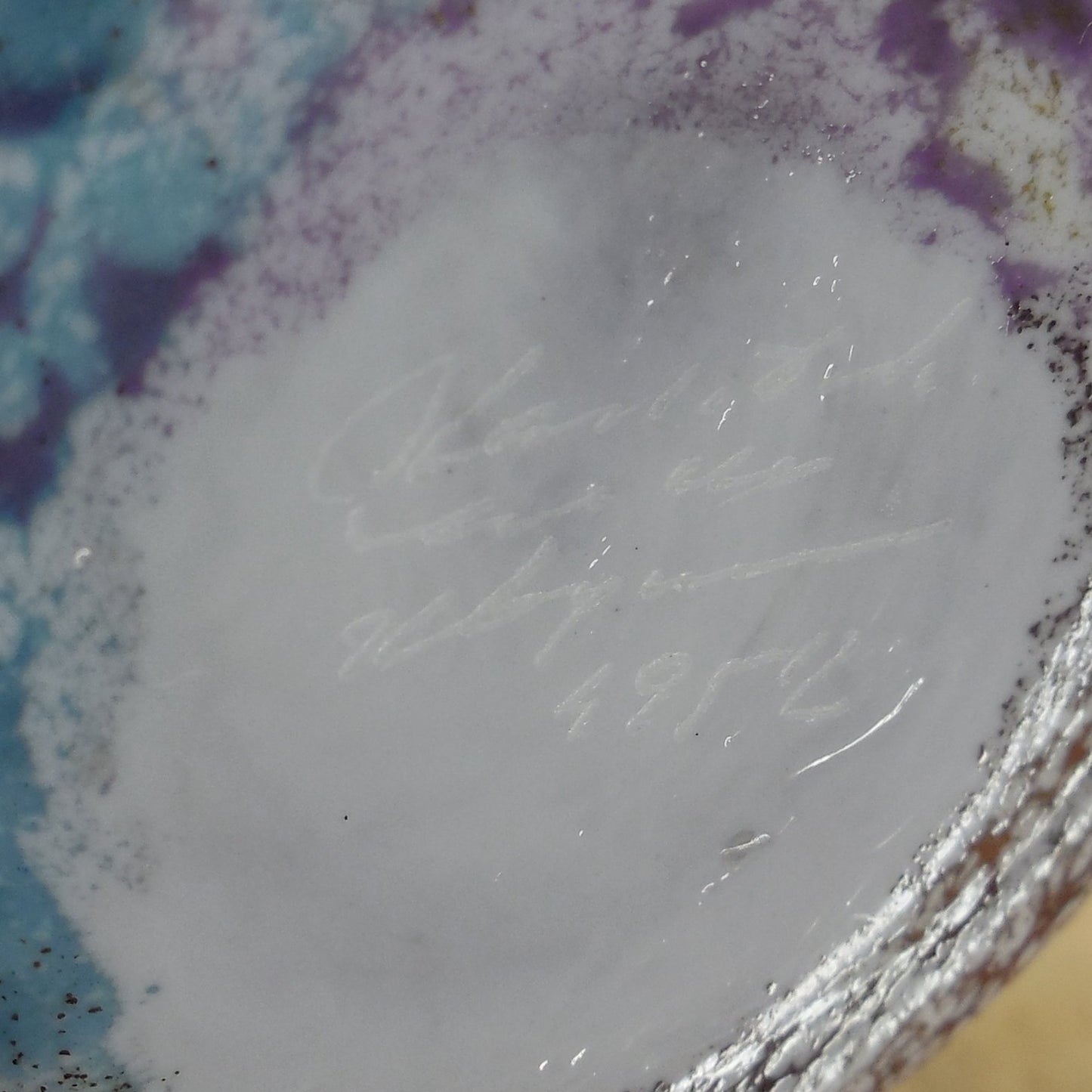 Kosta Boda Sweden 1990's Kjell Engman Signed Can Can Purple Vase 8.75" etched signature maker mark