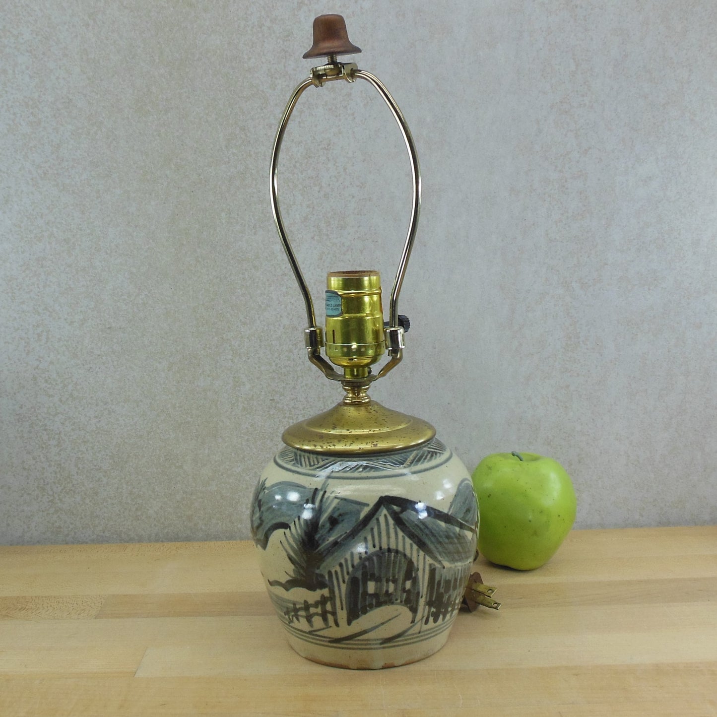 Cornwall Bridge Pottery CBP Cary Hulin CH Stoneware Table Lamp