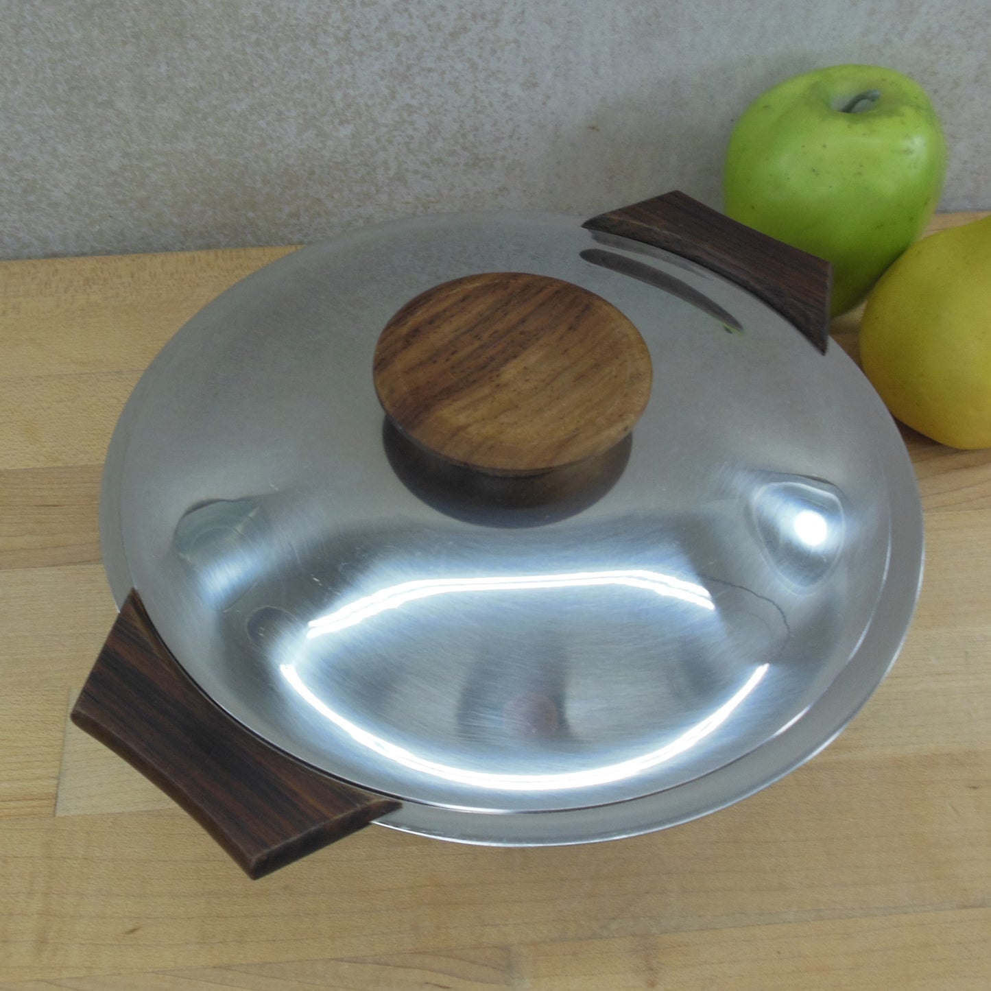NMT Denmark Teak 18/8 Stainless Steel Covered Serving Bowl Wood handles knob