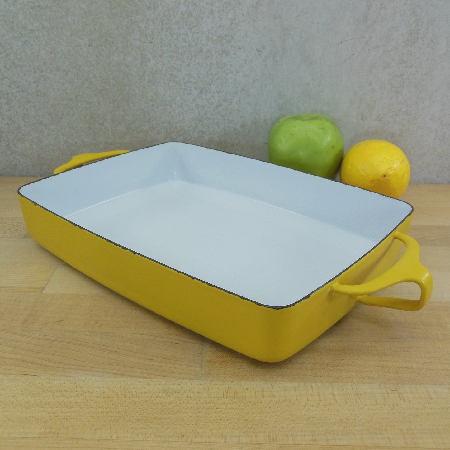 Dansk France Enamelware Yellow Small 8 x 11 Casserole Baking Pan - Kobenstyle Quistgaard