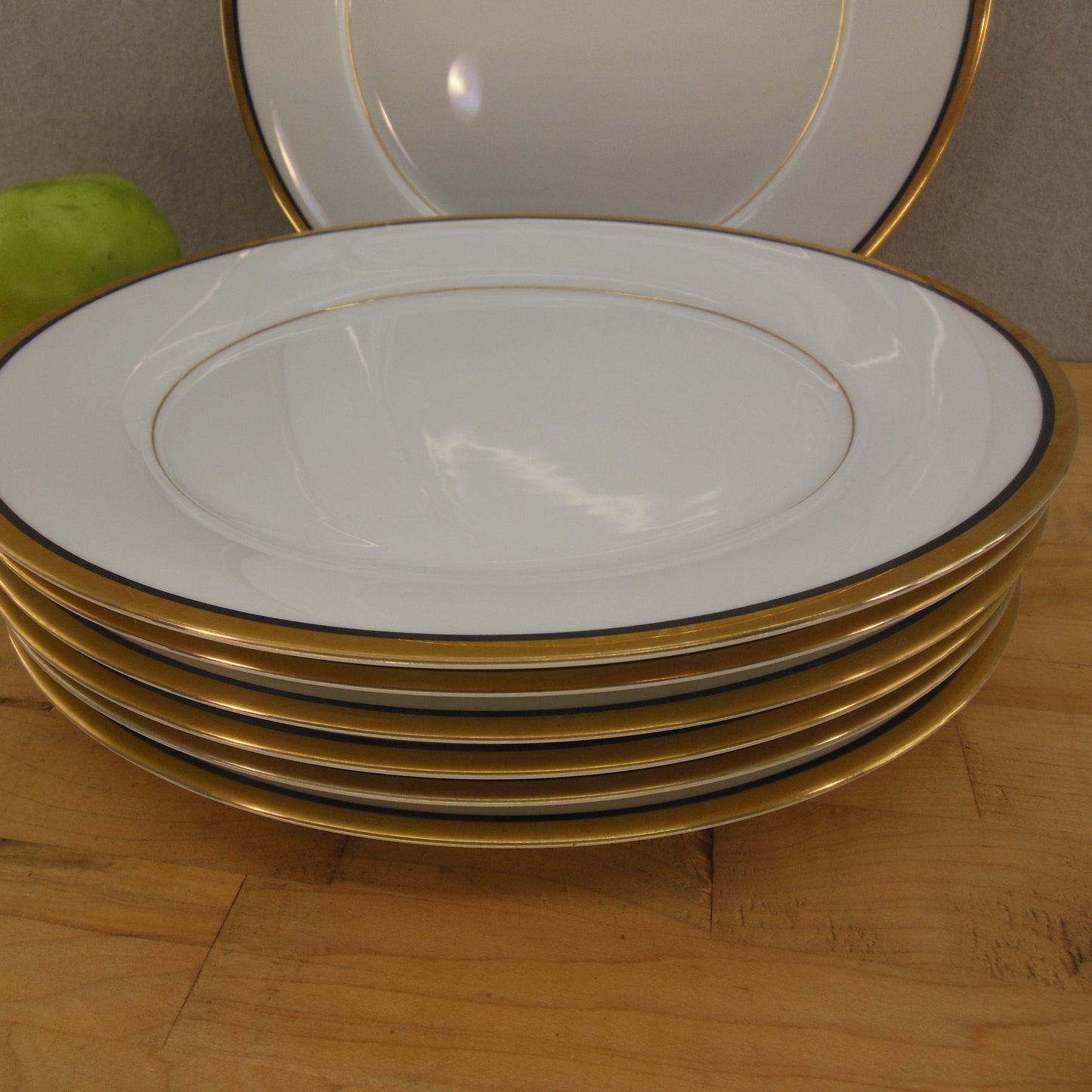 Noritake Japan Elysee Porcelain Gold Rim - 7 Dinner Plates vintage