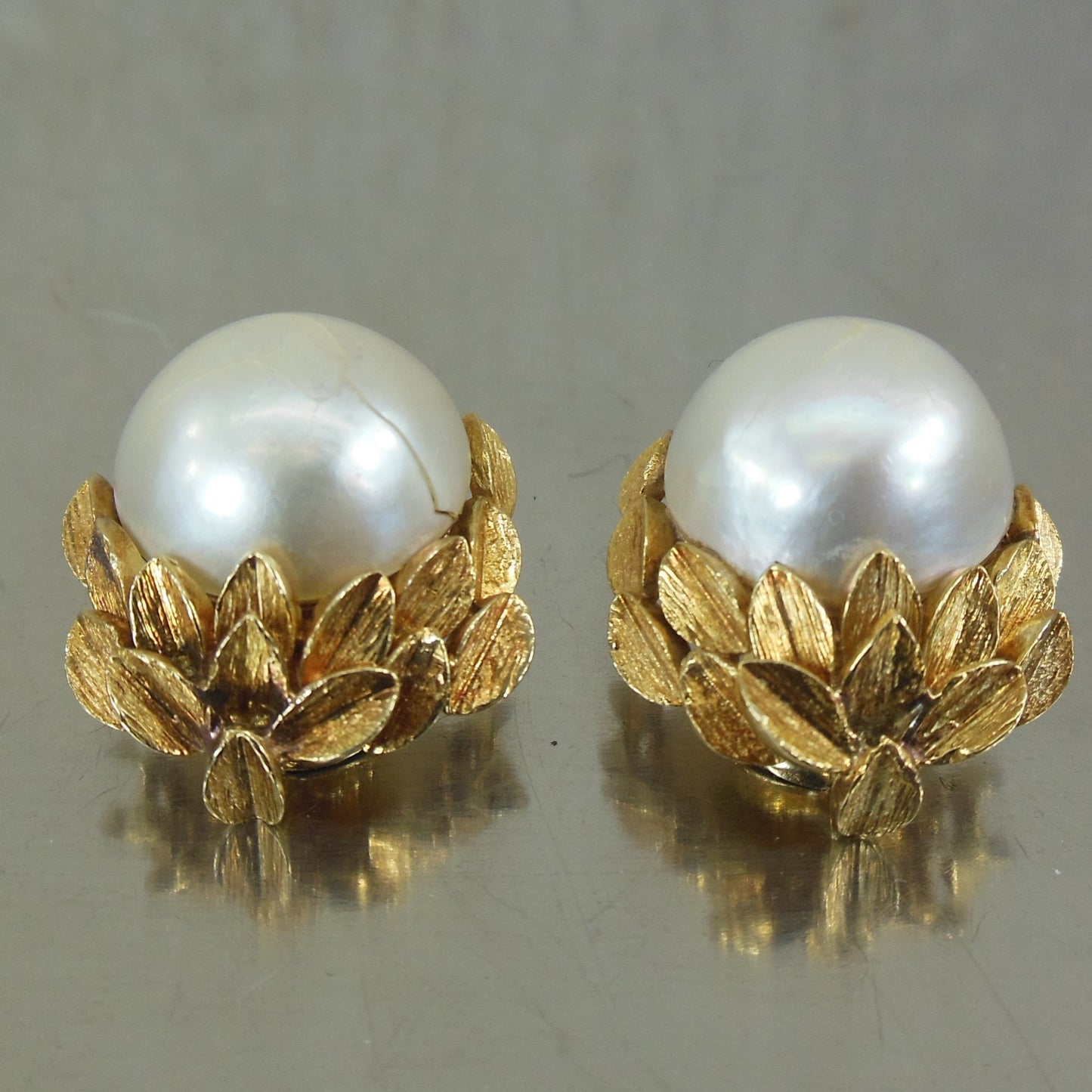 David Webb 18K Yellow Gold Mabe Pearl Earrings Leaves - Discounted Vintage