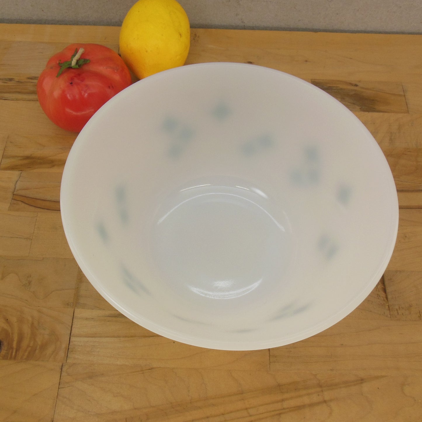 Federal Glass USA Mixing Bowl White Turquoise Aqua Atomic Diamonds 8" Interior