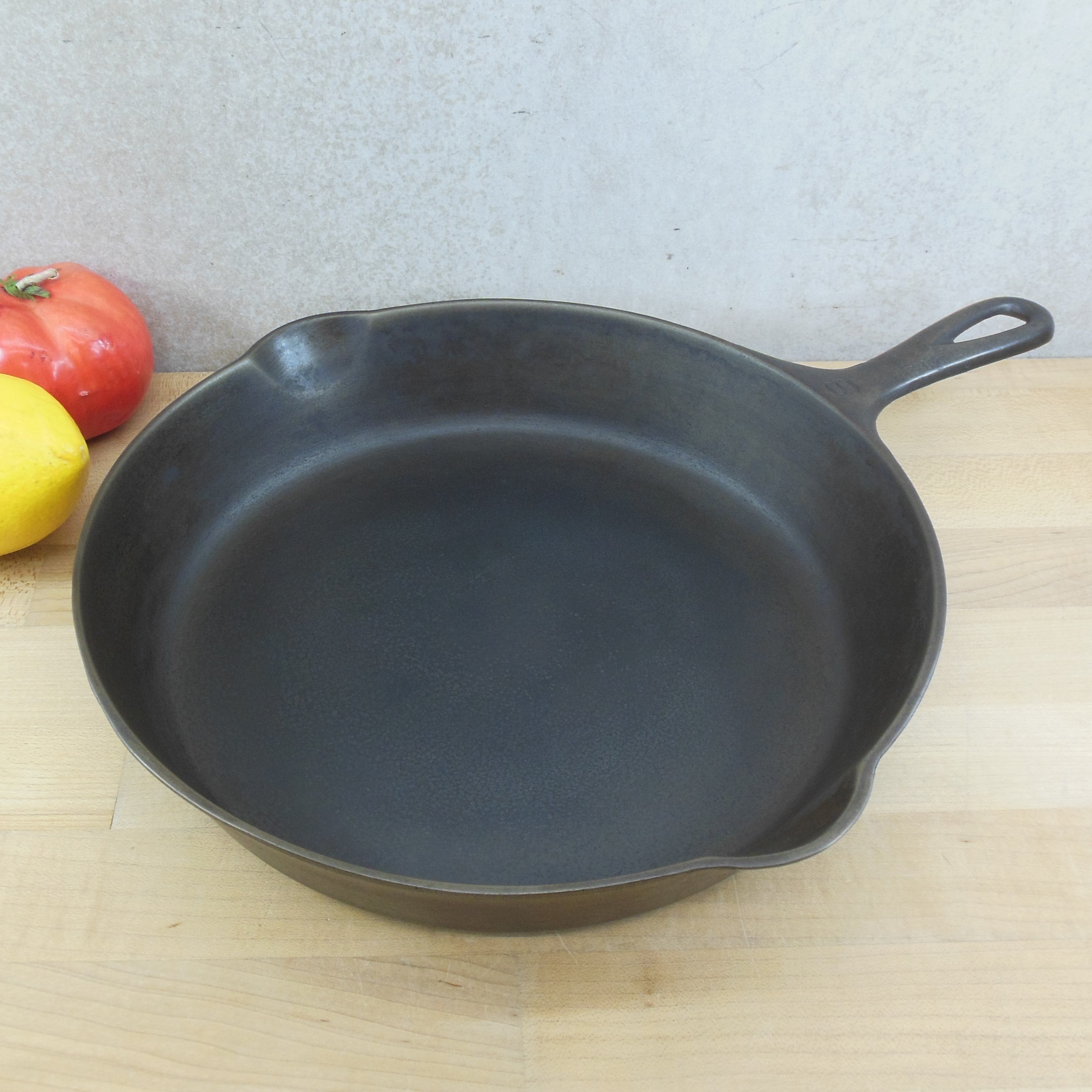 1930's Griswold #8 Cast Iron Skillet with Large Block Logo and Smooth – Cast  & Clara Bell