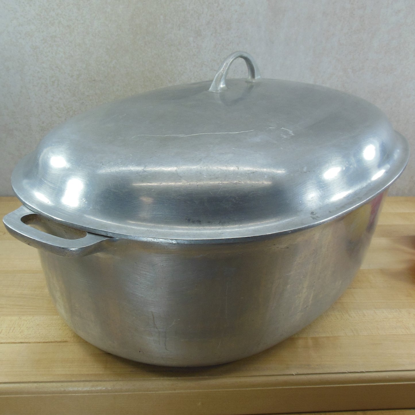 Griswold No. 9 Aluminum Large Oval Roaster Pot Lid Trivet A 489 Vintage