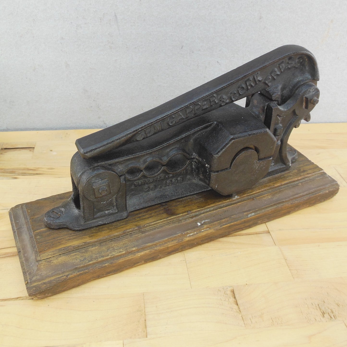 Antique 1898 GEM Bottle Capper & Cork Press Cast Iron Broke Handle Black