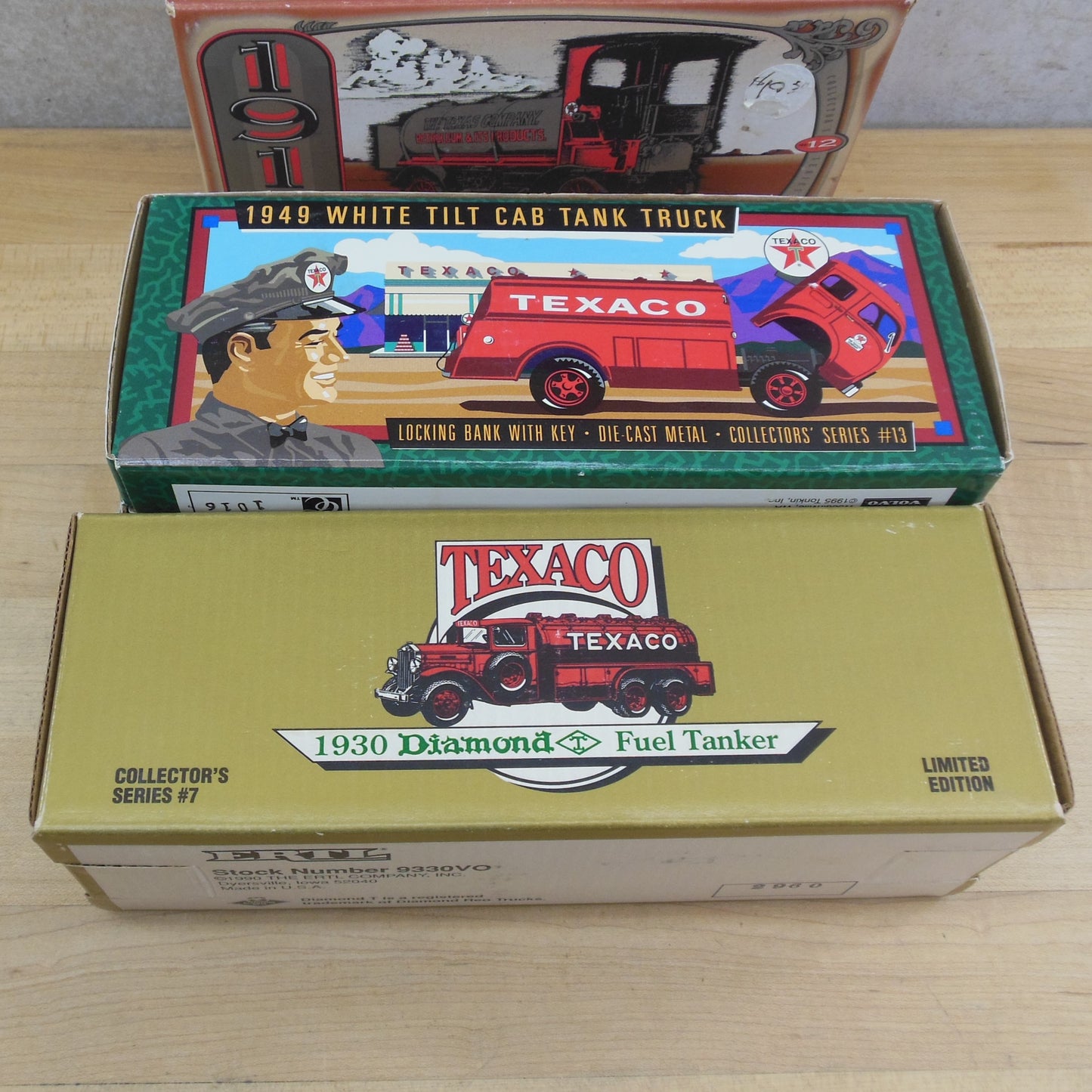 Ertl 5 Lot Diecast Banks Tanker Trucks Texaco 1989-95 Mack White Diamond KW NIB