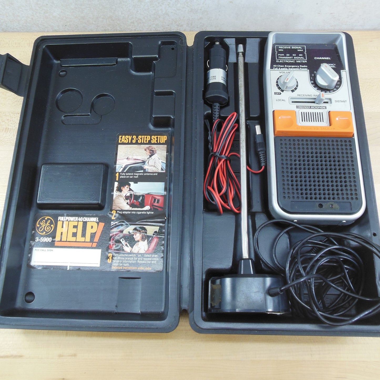 GE General Electric 3-5900 40 Channel 2-Way Emergency Radio HELP! vintage