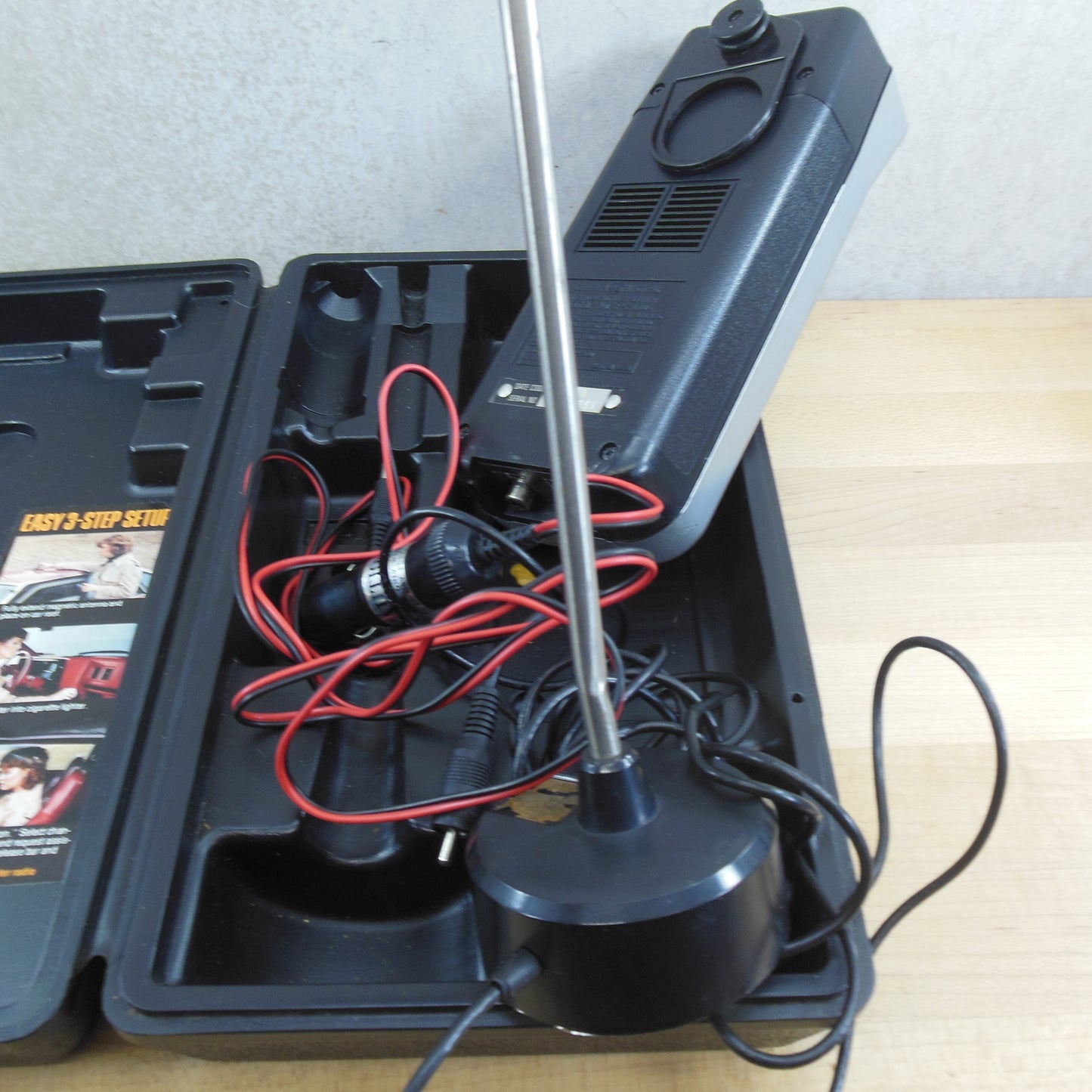 GE General Electric 3-5900 40 Channel 2-Way Emergency Radio HELP! used