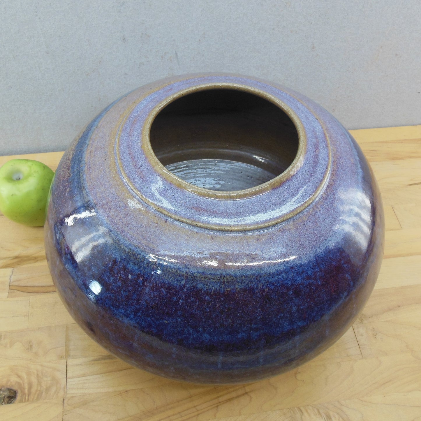 Geoffrey Healy? 2000 Signed Pottery Large Moon Jar Vase 8.5" 13" Rim