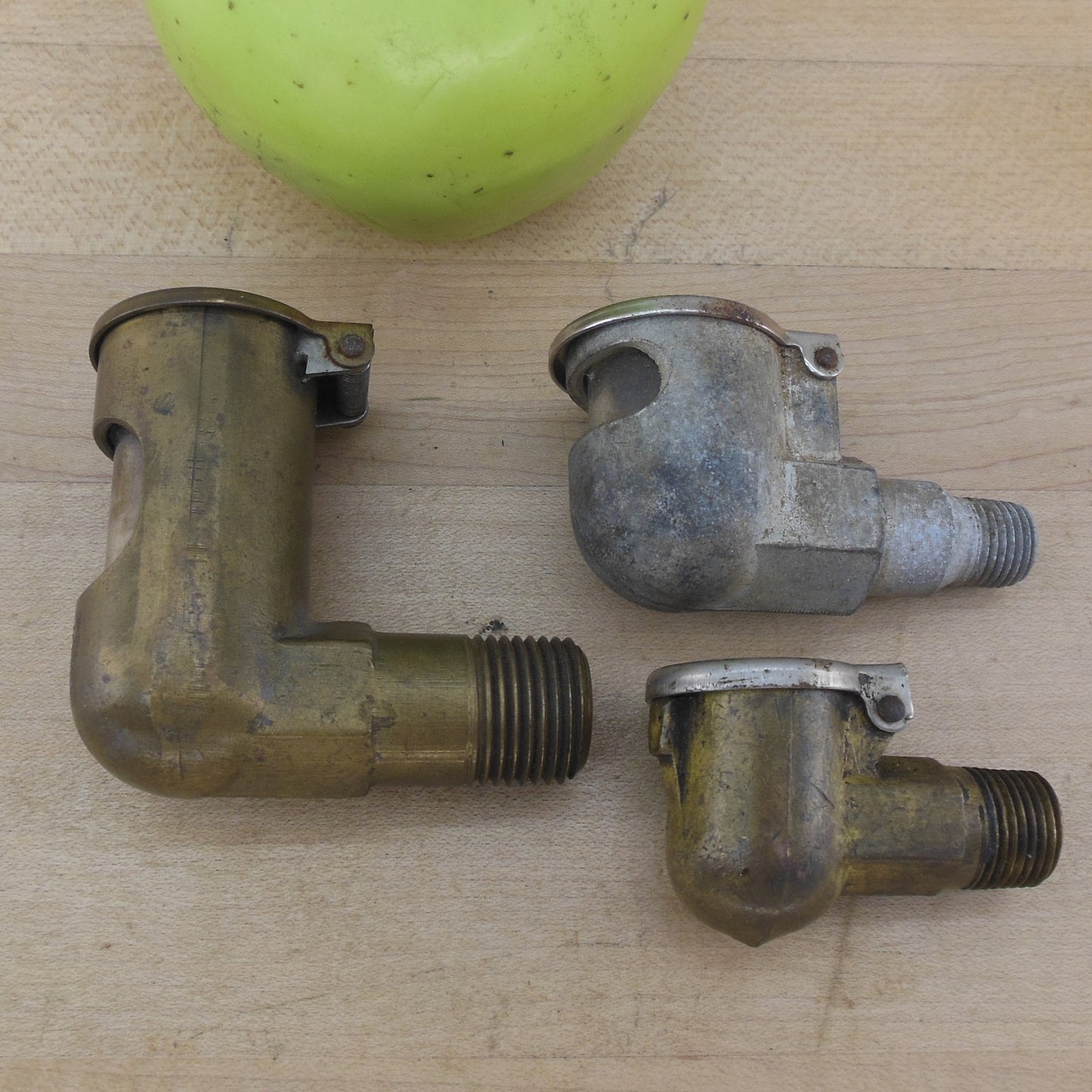 Antique 3 Gits Bros. Flip Top Oilers Glass Brass Hit Miss Engine Machinery Vintage