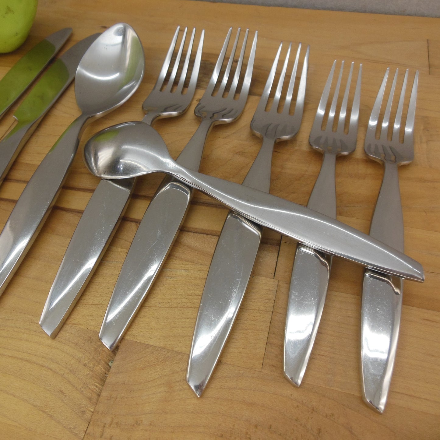 Retroneu Roadway Stainless Flatware 9 Lot Fork Spoon Knife Vintage