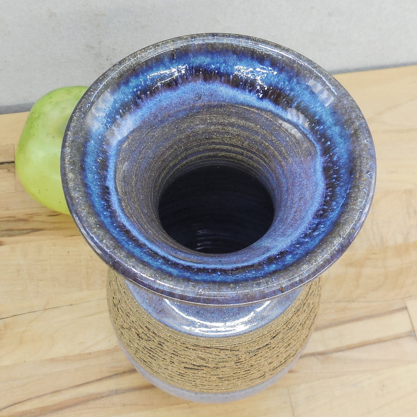 Geoff Walsh Signed Pottery 8.25" Vase Blue Purple Incised