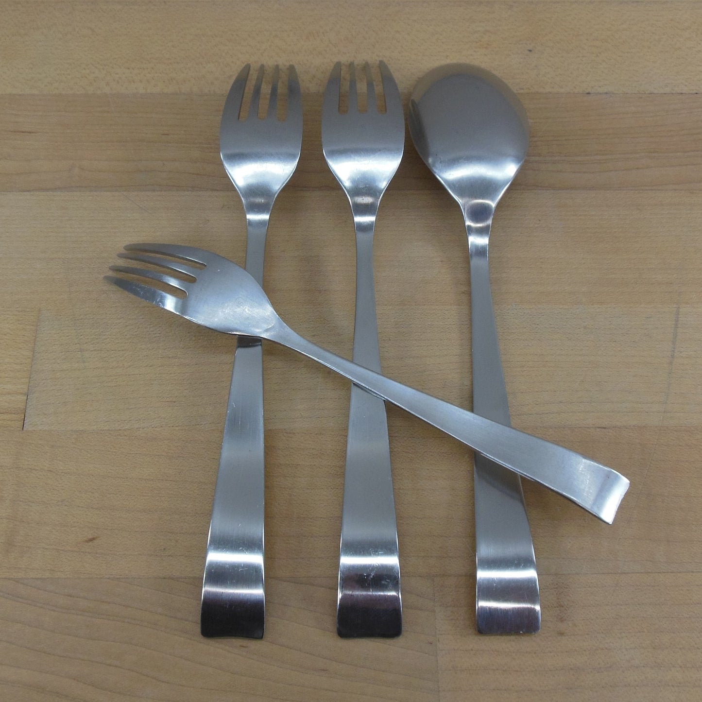 Gourmet Settings Hotel Stainless 4 Lot Salad Dinner Forks Spoon Used