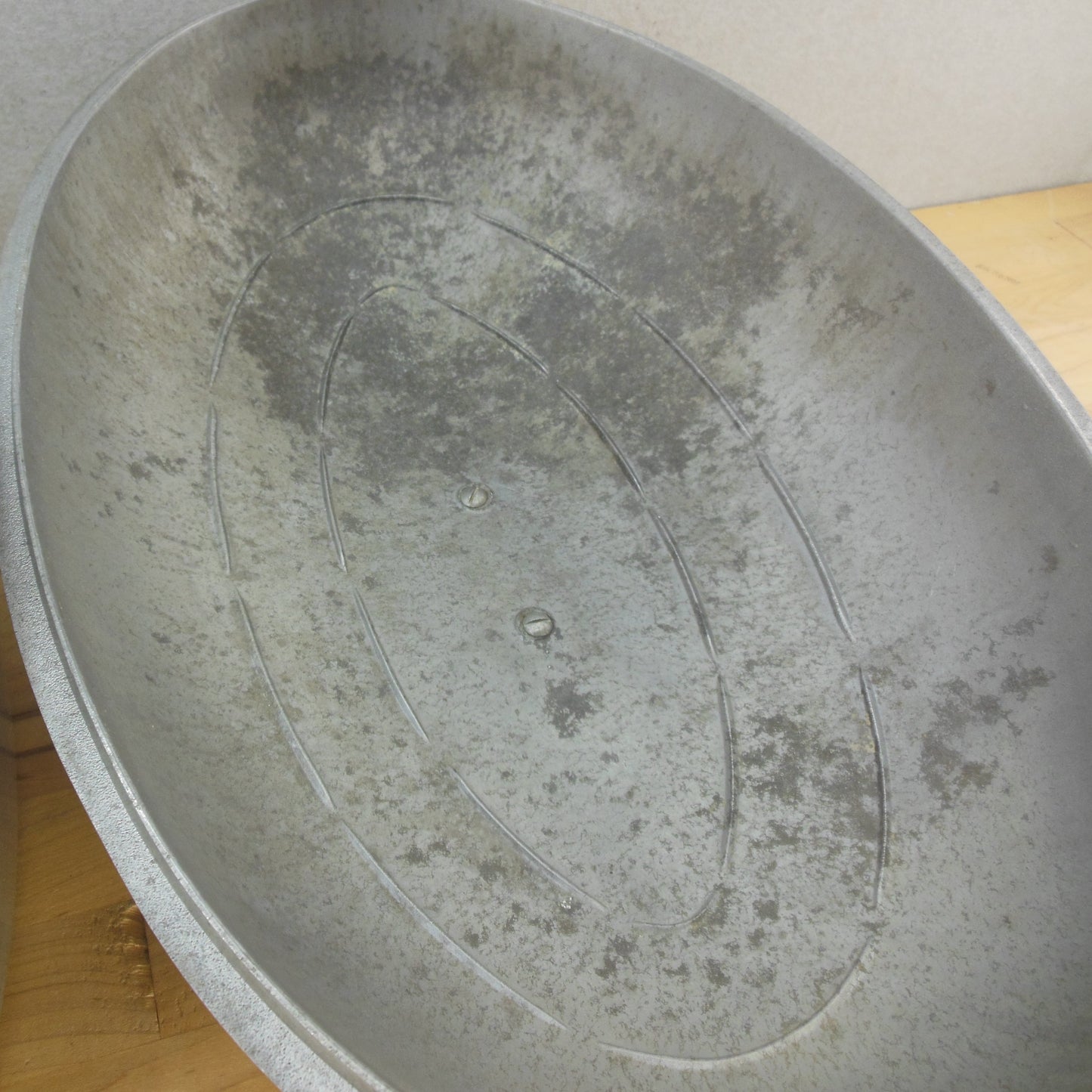 Household Institute Aluminum 10 Quart Oval Roaster Pot & Lid 18-1/2" Self Basting