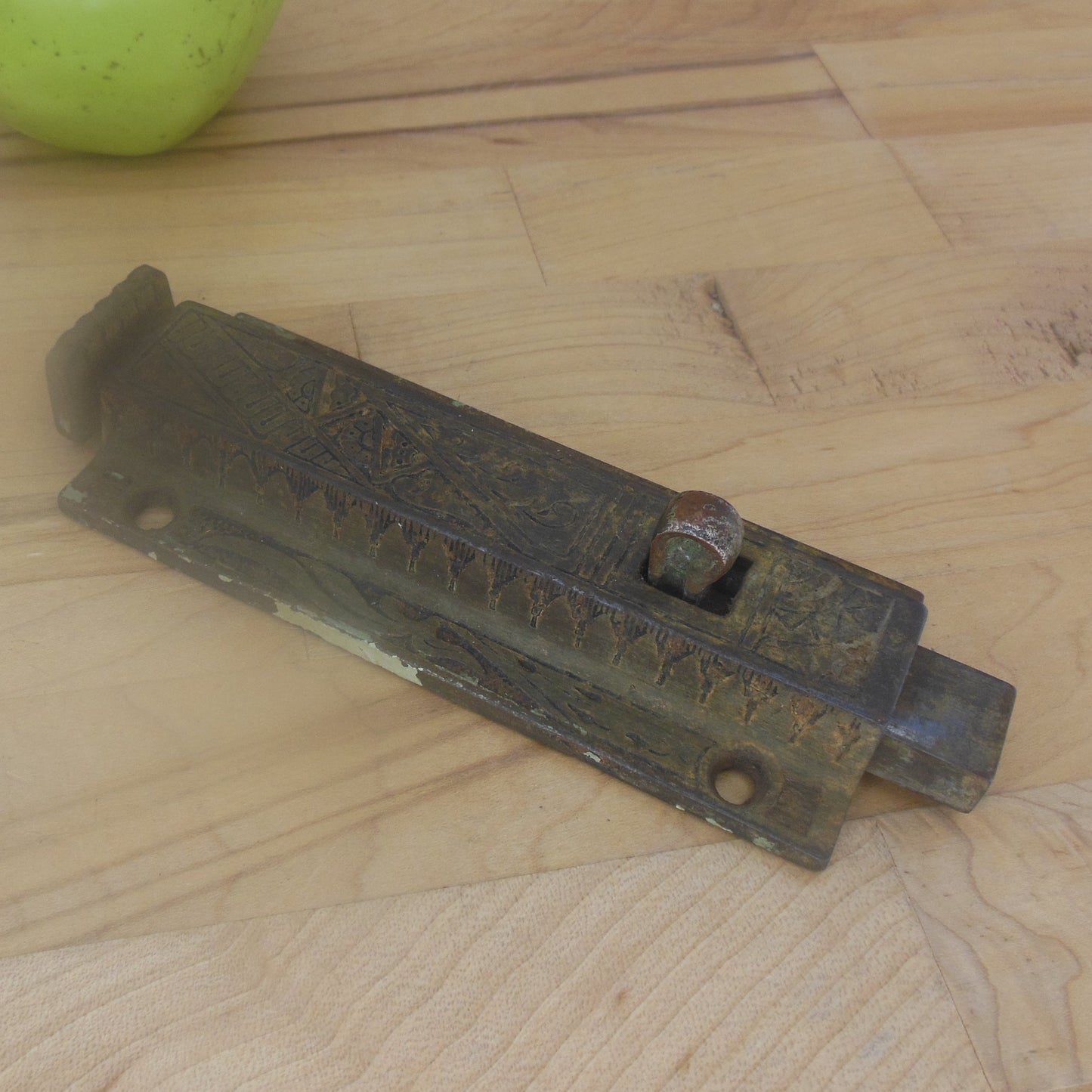Antique Eastlake Victorian Spring Loaded Door Sliding Lock Latch Bolt Cast Iron Used