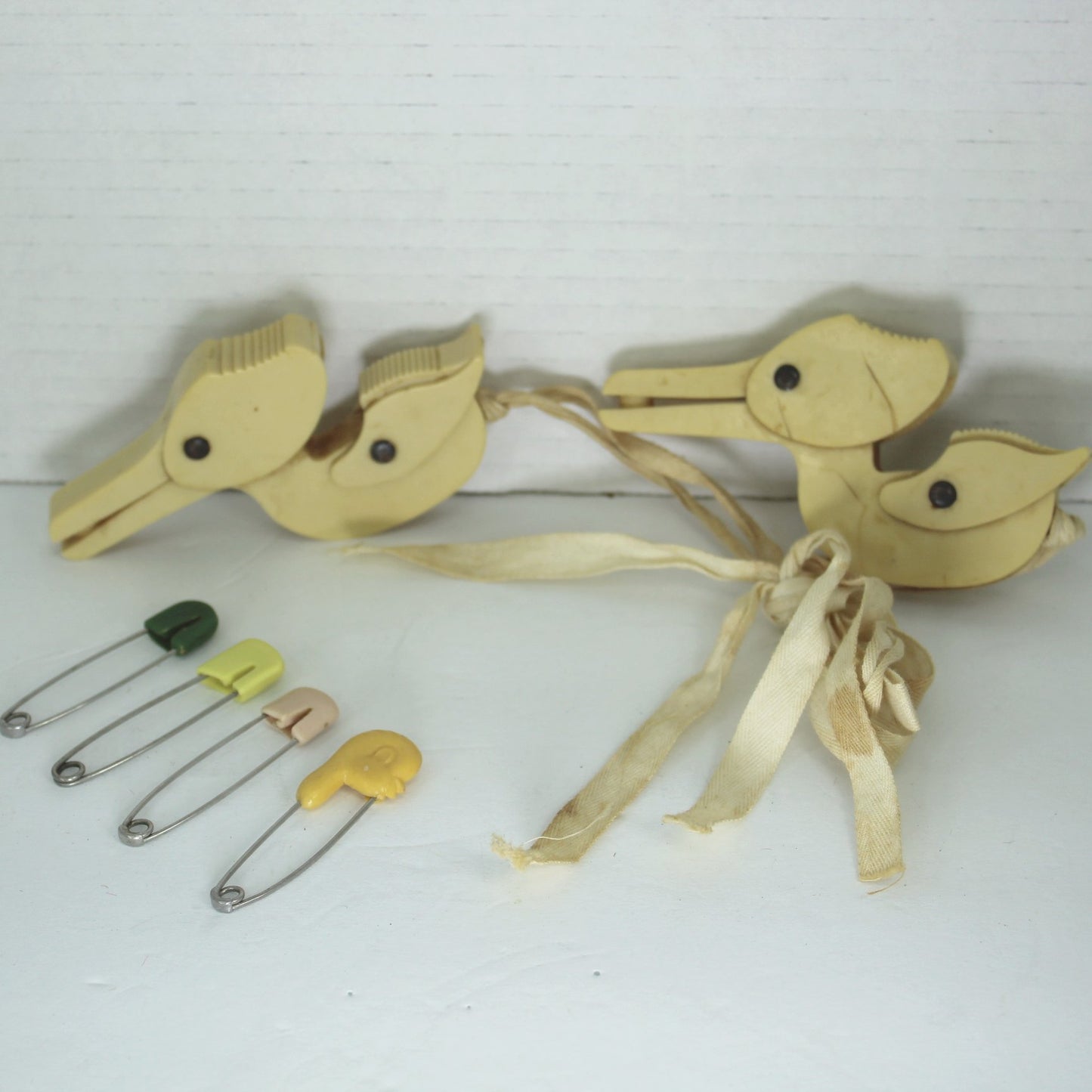Vintage Baby Items Big Duck Diaper Bib Clips Plastic Blanket Diaper Pins other view