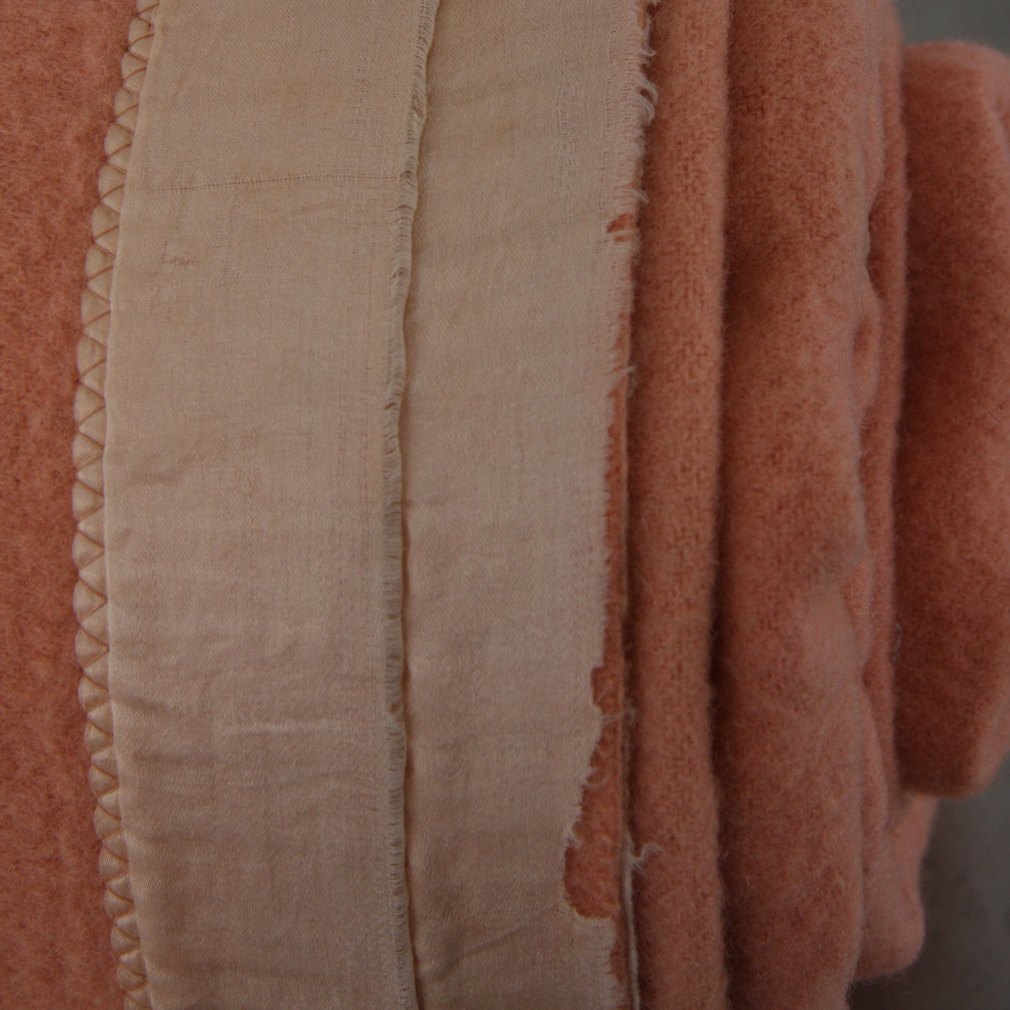 Vintage Pink Beacon 100% Wool Blanket 3