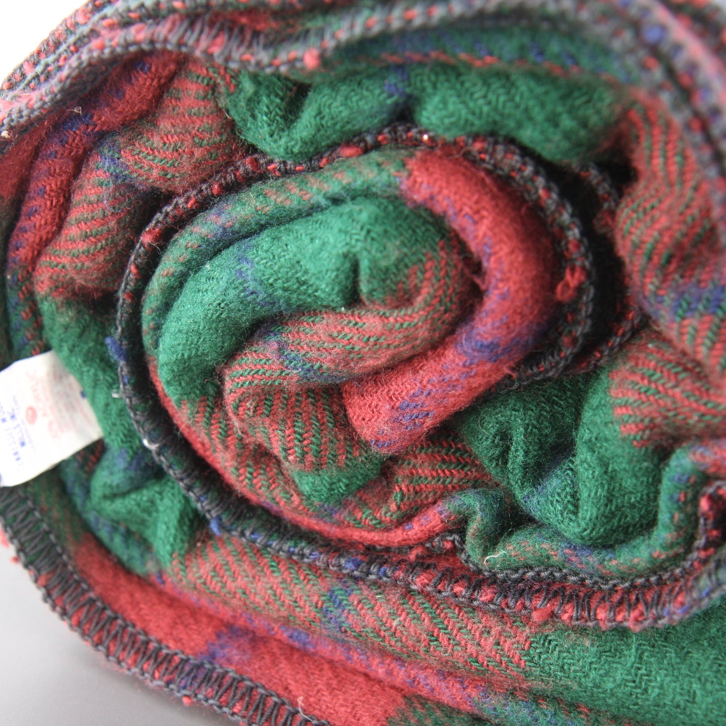 Vintage Tennesse Woolen Mills Acrylic Red Green Plaid Blanket 96 X 84 Q/K