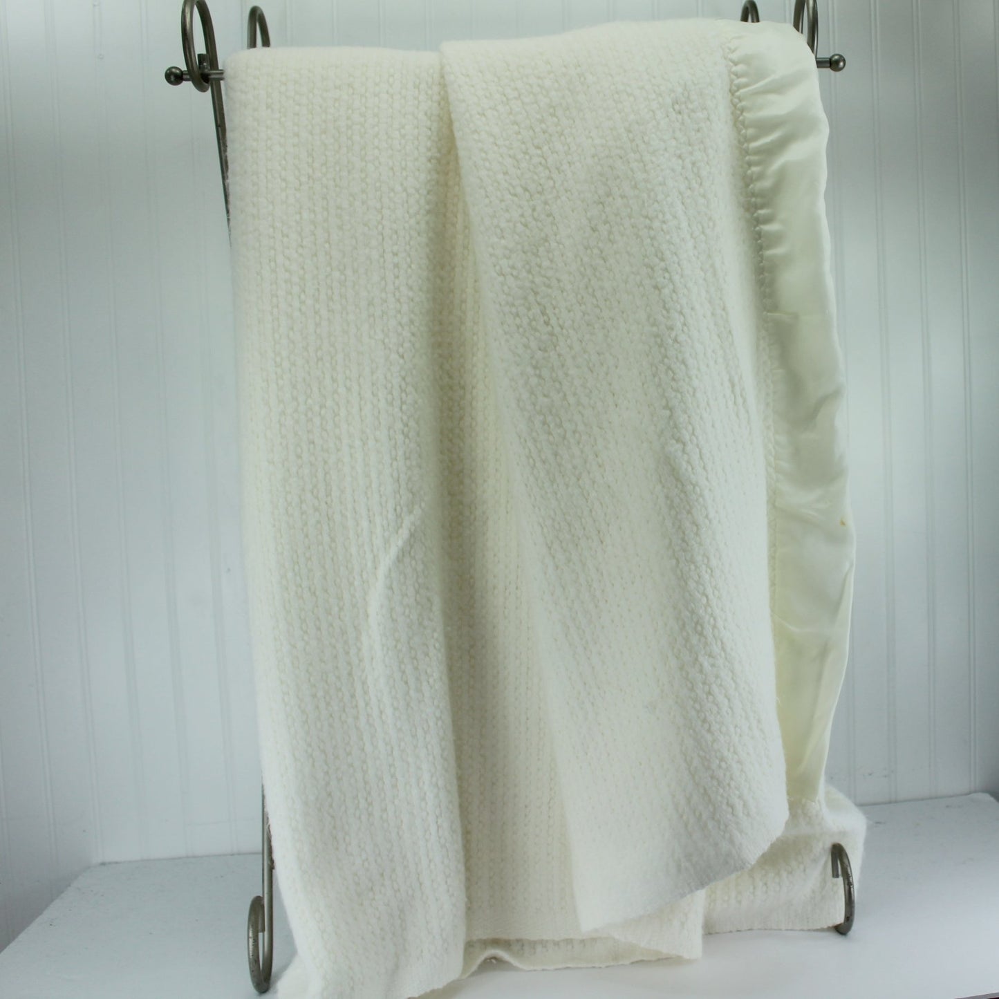 White Acrylic Poly Blanket Thermal Weave 66" X 90" Extra Long linear view blanket
