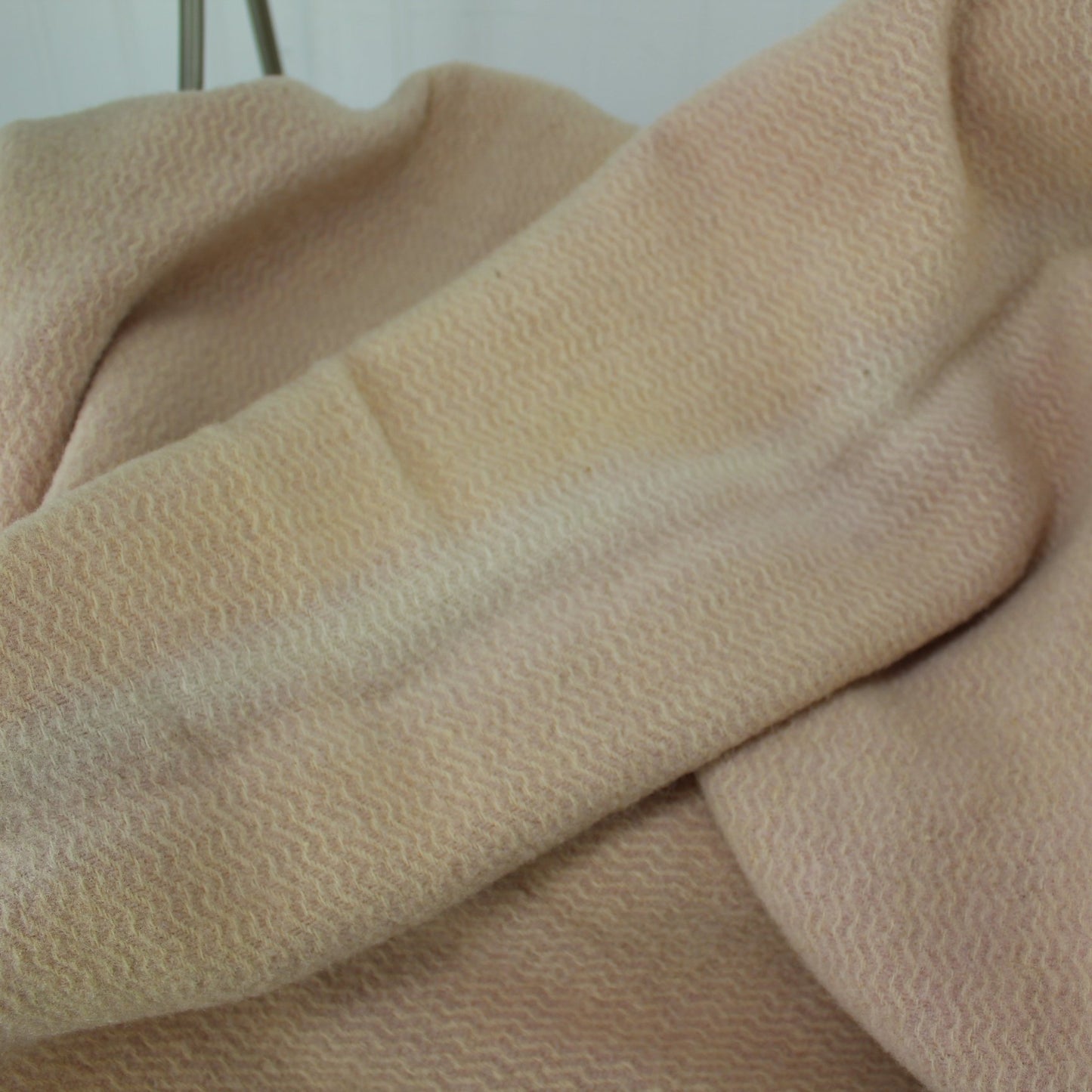 Shabby Chic Vtg Lovely Wool Blanket Pastel Rainbow Pattern Ends Discounted fade line