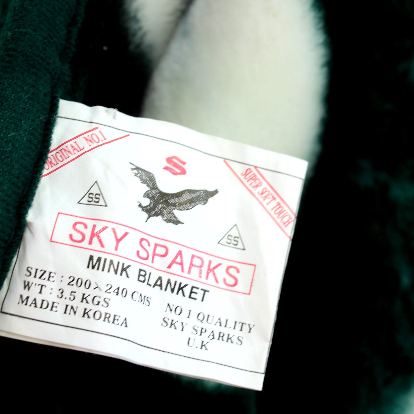 Sky Sparks UK Made Korea Plush Mink Large Blanket Green Grey White 6+ Lbs original maker tag