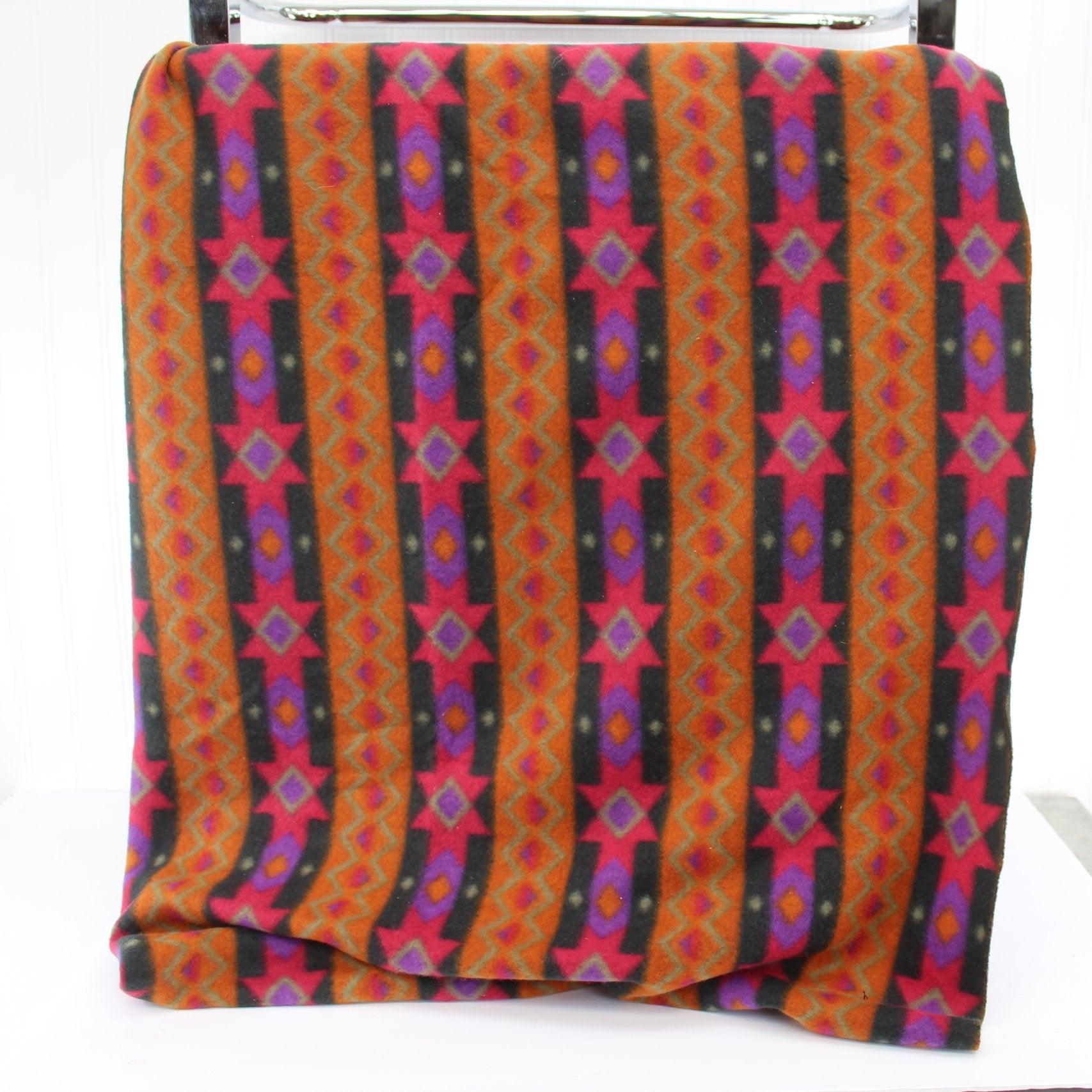 Modernistic Design Plush Fleece Fabric 1 Yard 8 inches  X 60" DIY Sewing linear pattern