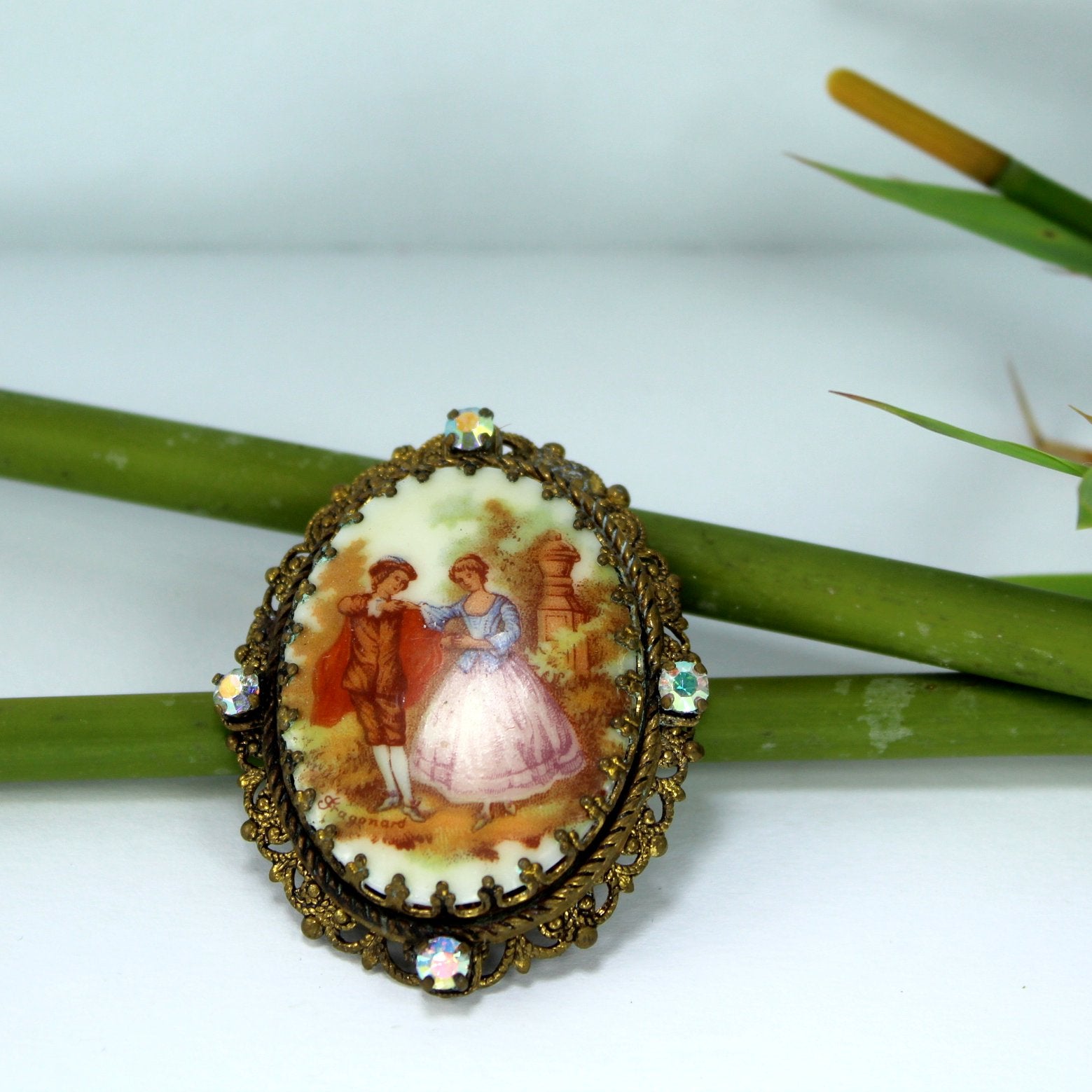 Vintage hot sale fragonard brooch