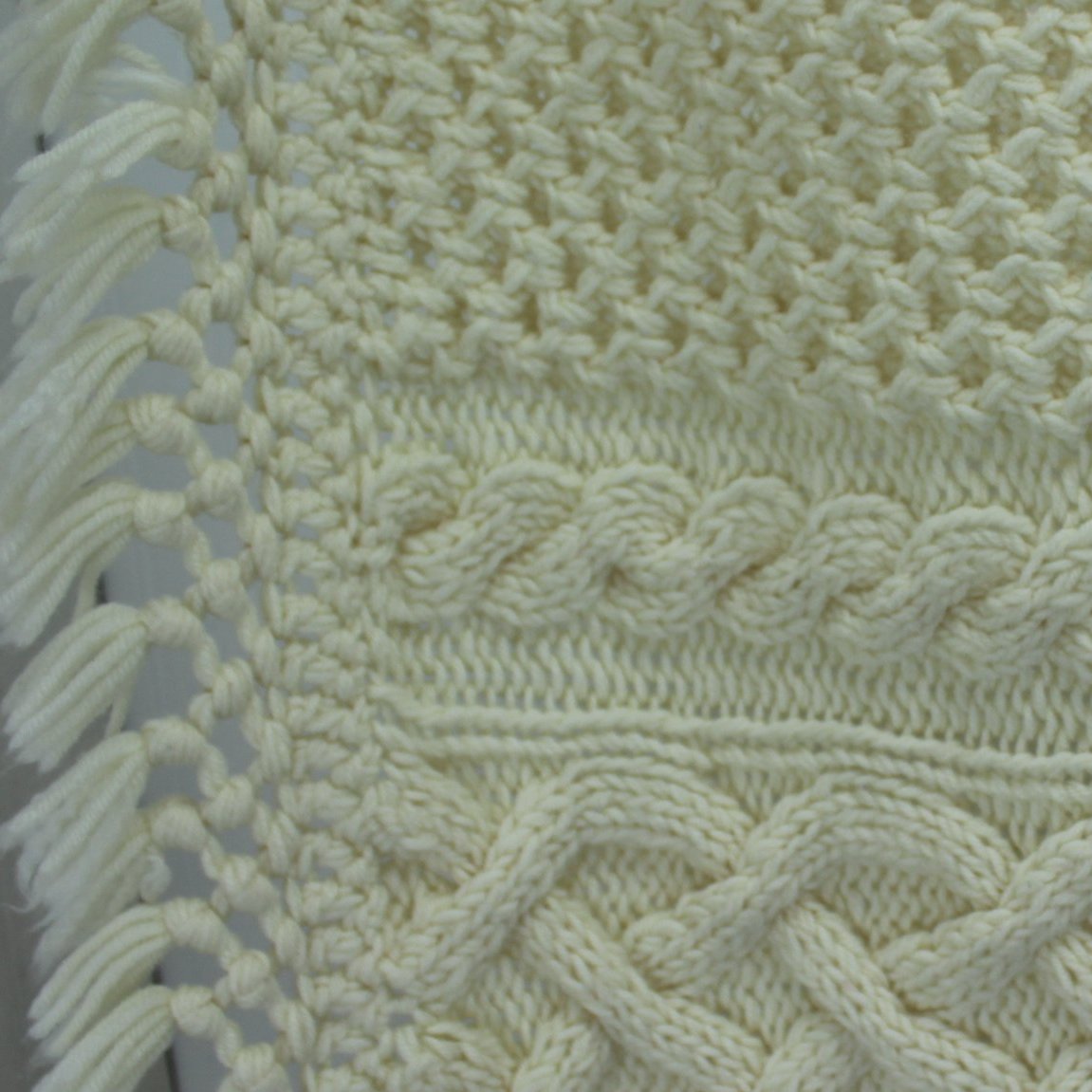 Hand Knit Fisherman's Pattern Throw Blanket Heavy Warm closeup stitches