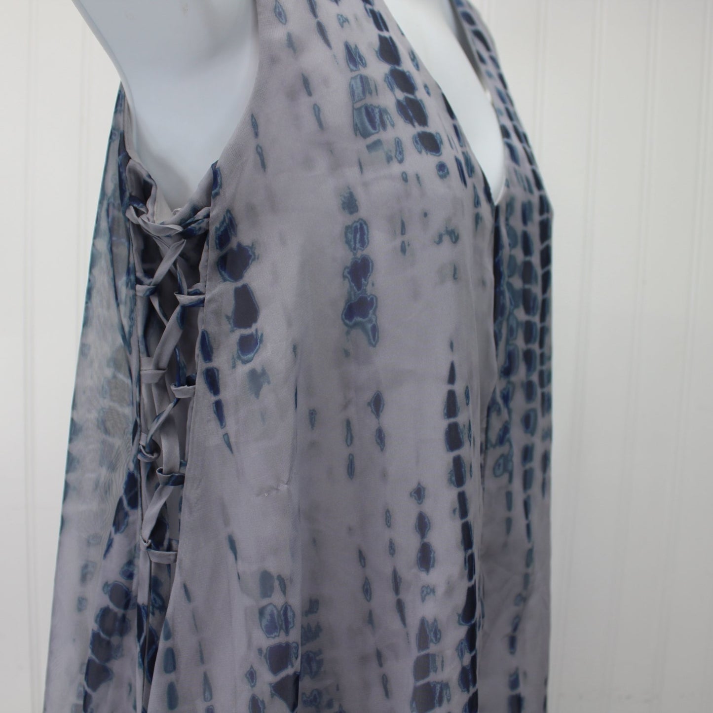 Sangria Dress New With Tags Size 2 Uneven Hem Side Detail Lacing underarm lacing