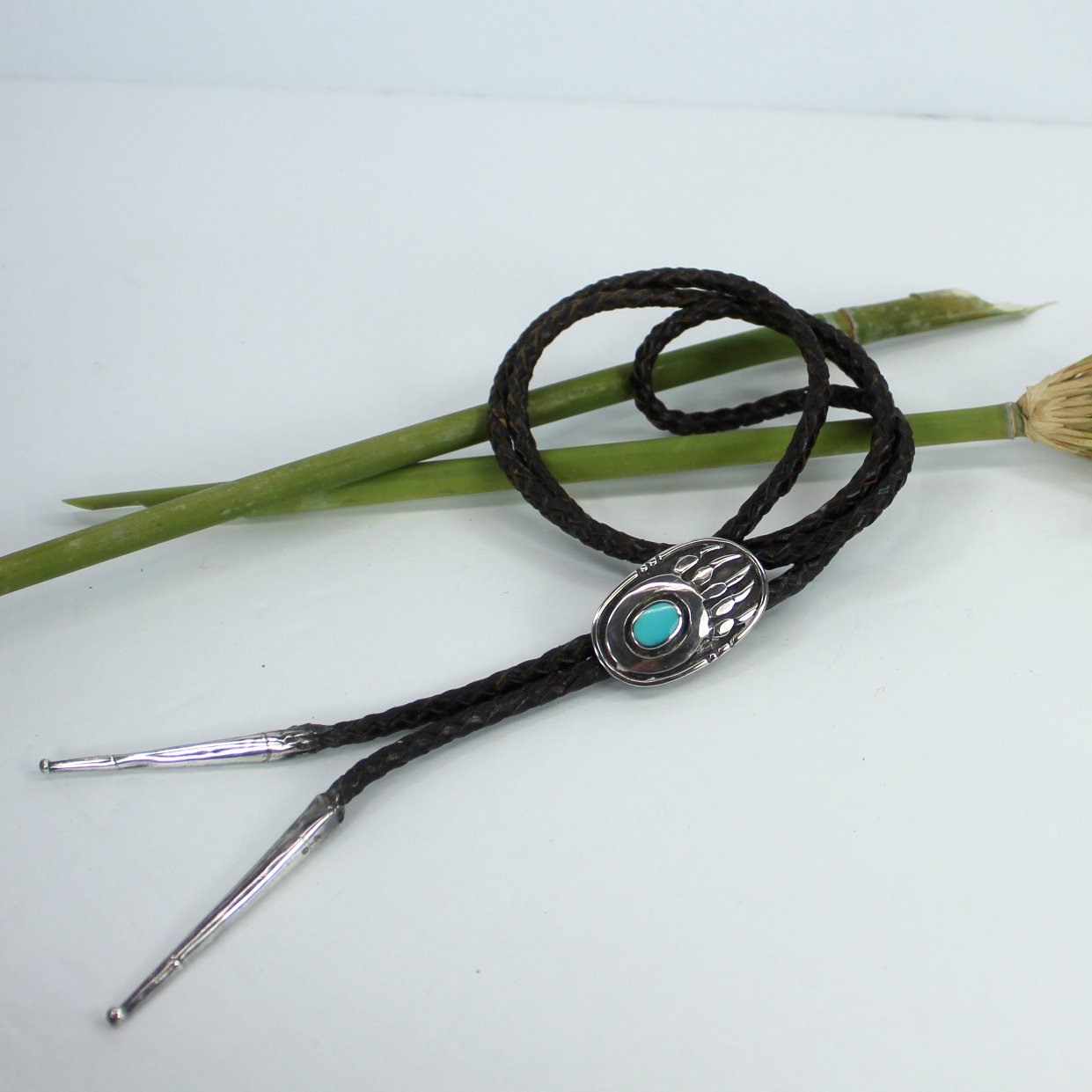 Navajo Vintage Bolo Silver Turquoise 1950s 60s Bennett Clasp Fine Oval Bear Claw Design Estate
