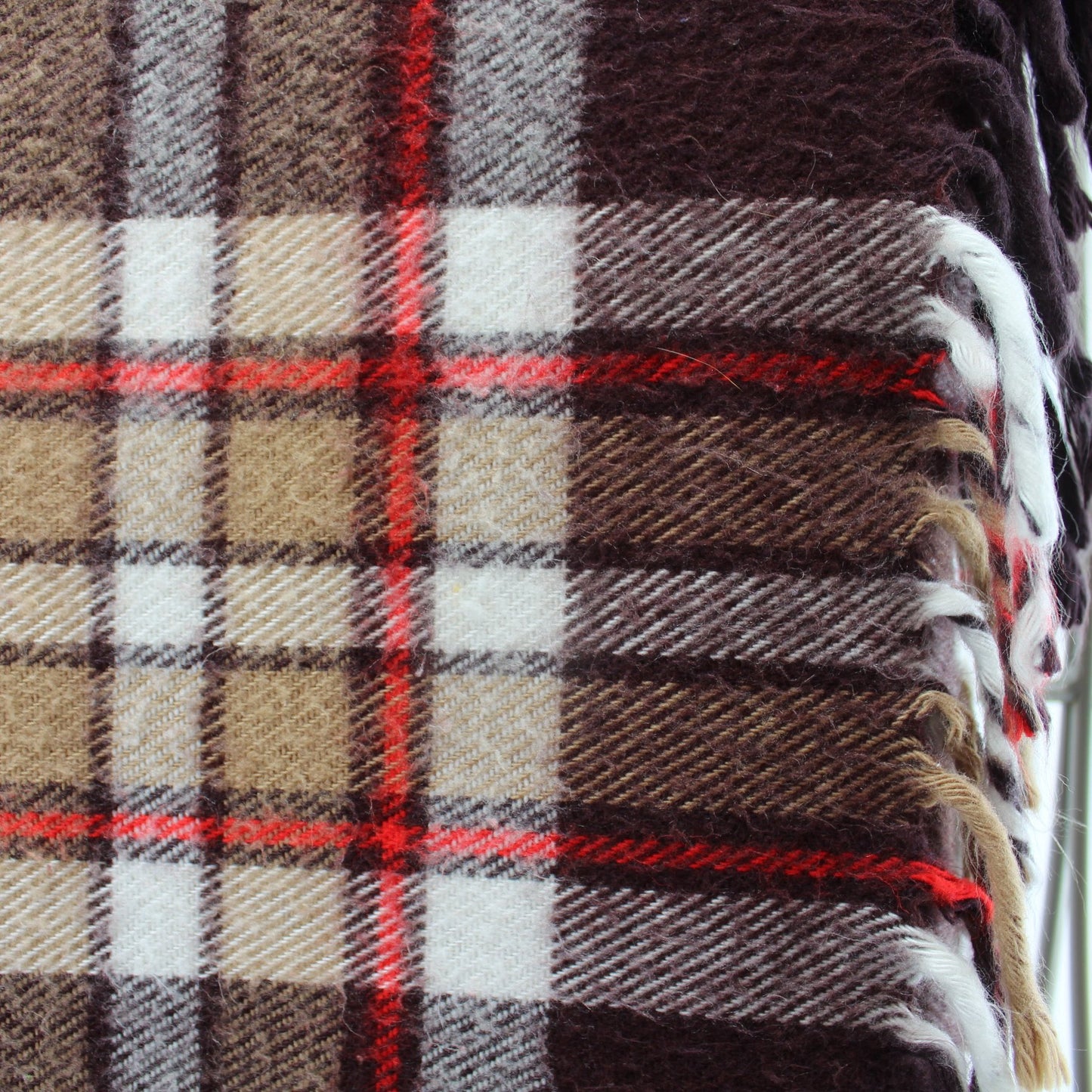 Faribo Acrylic Throw Blanket Brown Red Plaid 52" X 54" closeup fiber